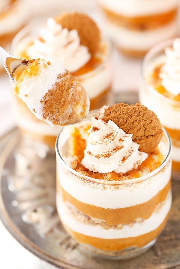 https://www.lifeloveandsugar.com/mini-no-bake-pumpkin-pies