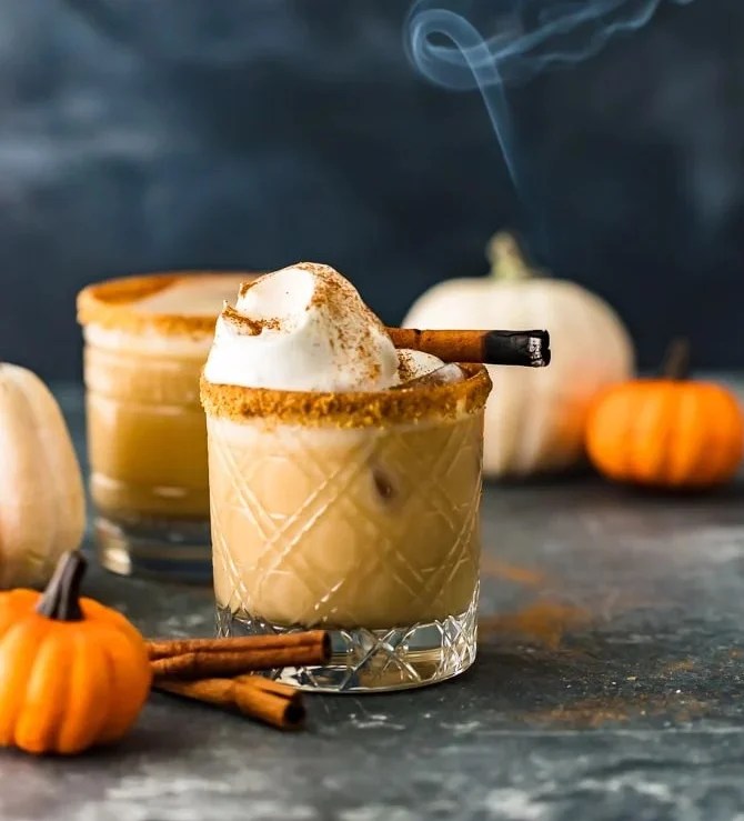 The Cookie Rookie's recipe for a pumpkin spice white russian