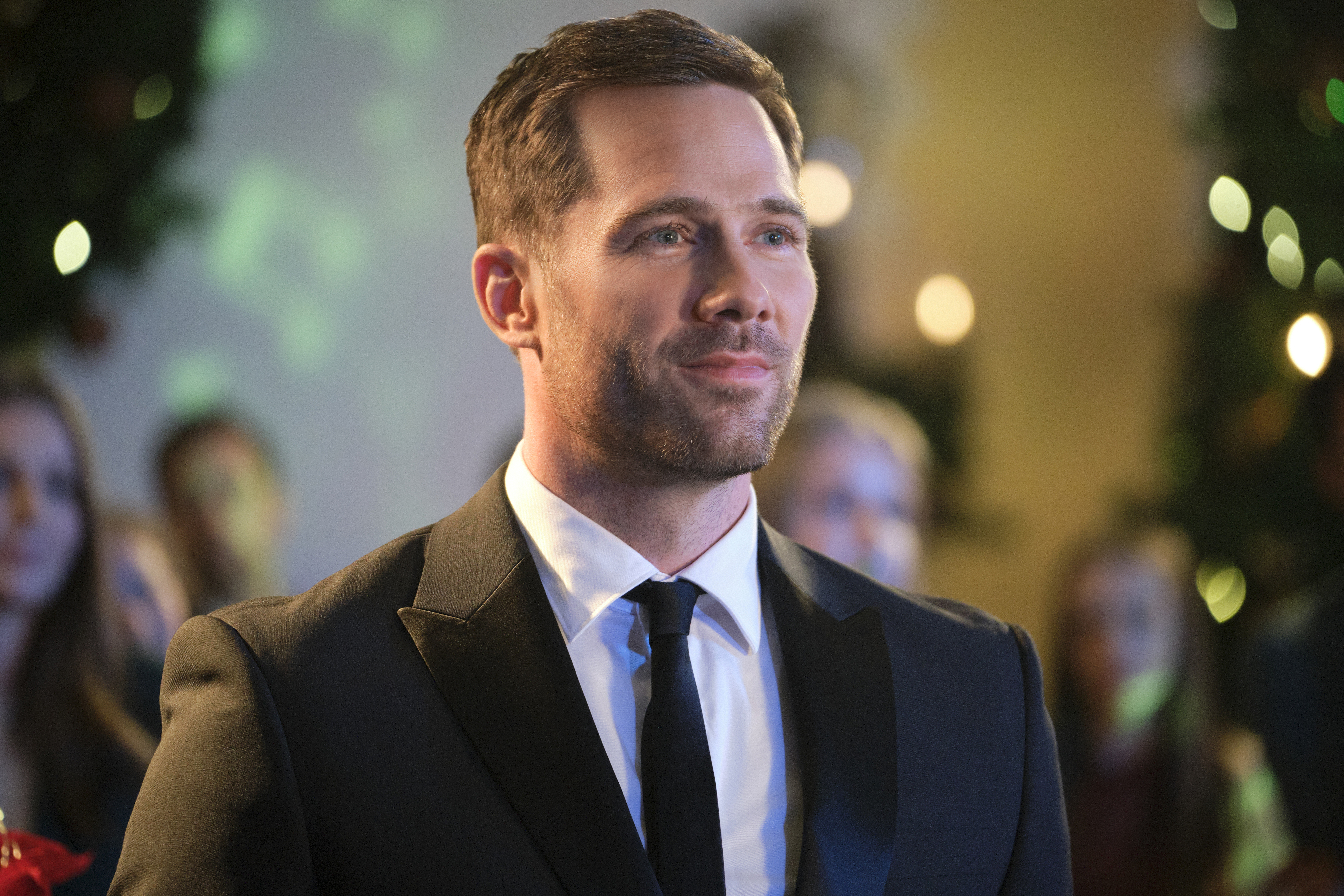 Luke Macfarlane in Hallmark's 'Chateau Christmas'
