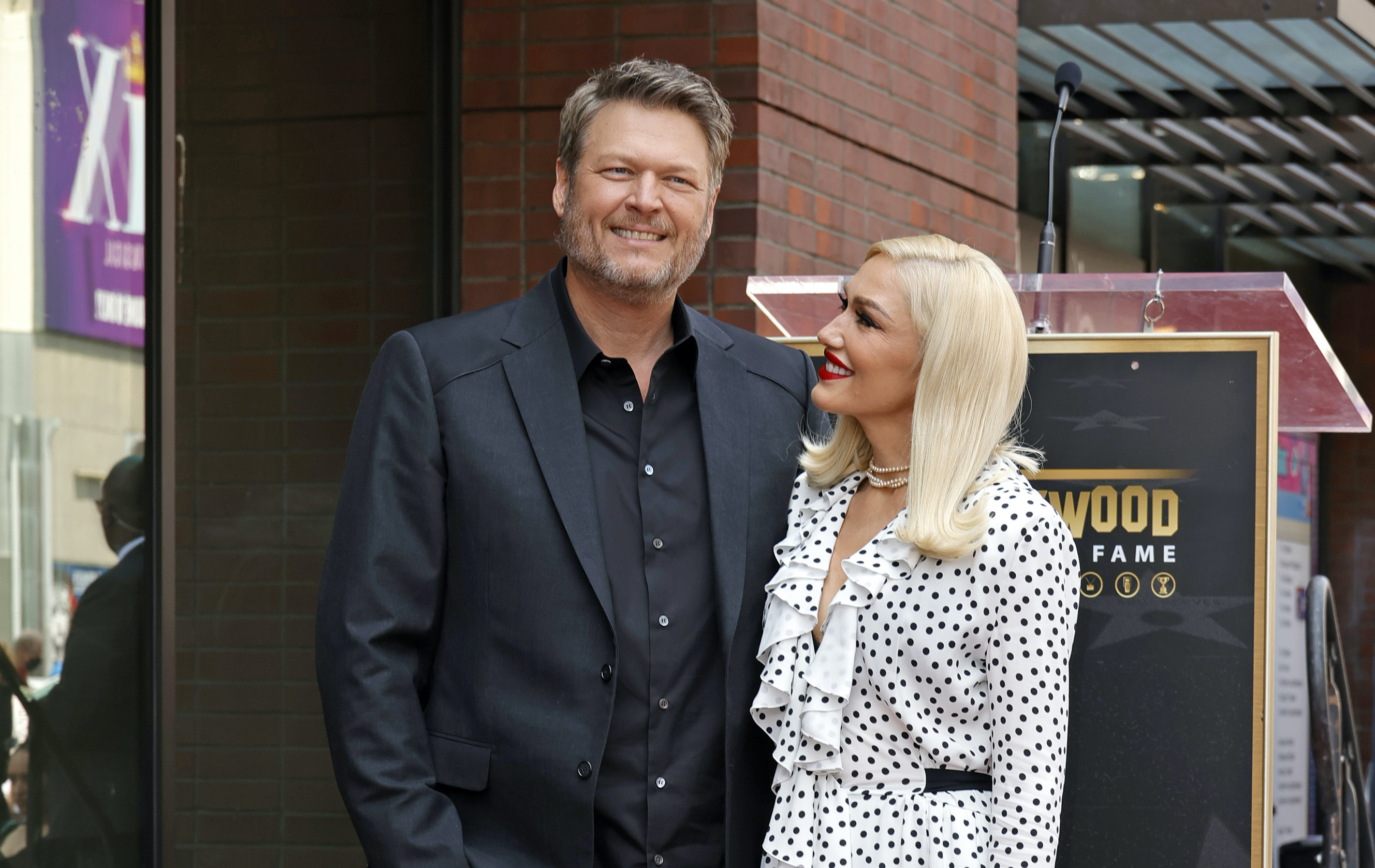 HOLLYWOOD, CALIFORNIA - MAY 12: (L-R) Blake Shelton and Gwen Stefani attend Blake Shelton's Star Ceremony on The Hollywood Walk Of Fame on May 12, 2023 in Hollywood, California.