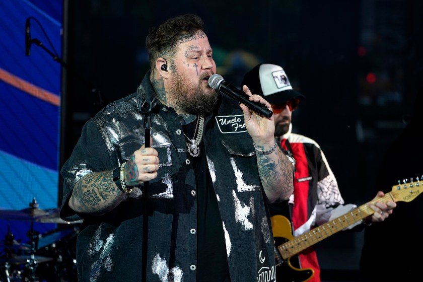 NEW YORK, NEW YORK - AUGUST 14: Jelly Roll performs on "Fox & Friends" at Fox News Channel Studios on August 14, 2023 in New York City.
