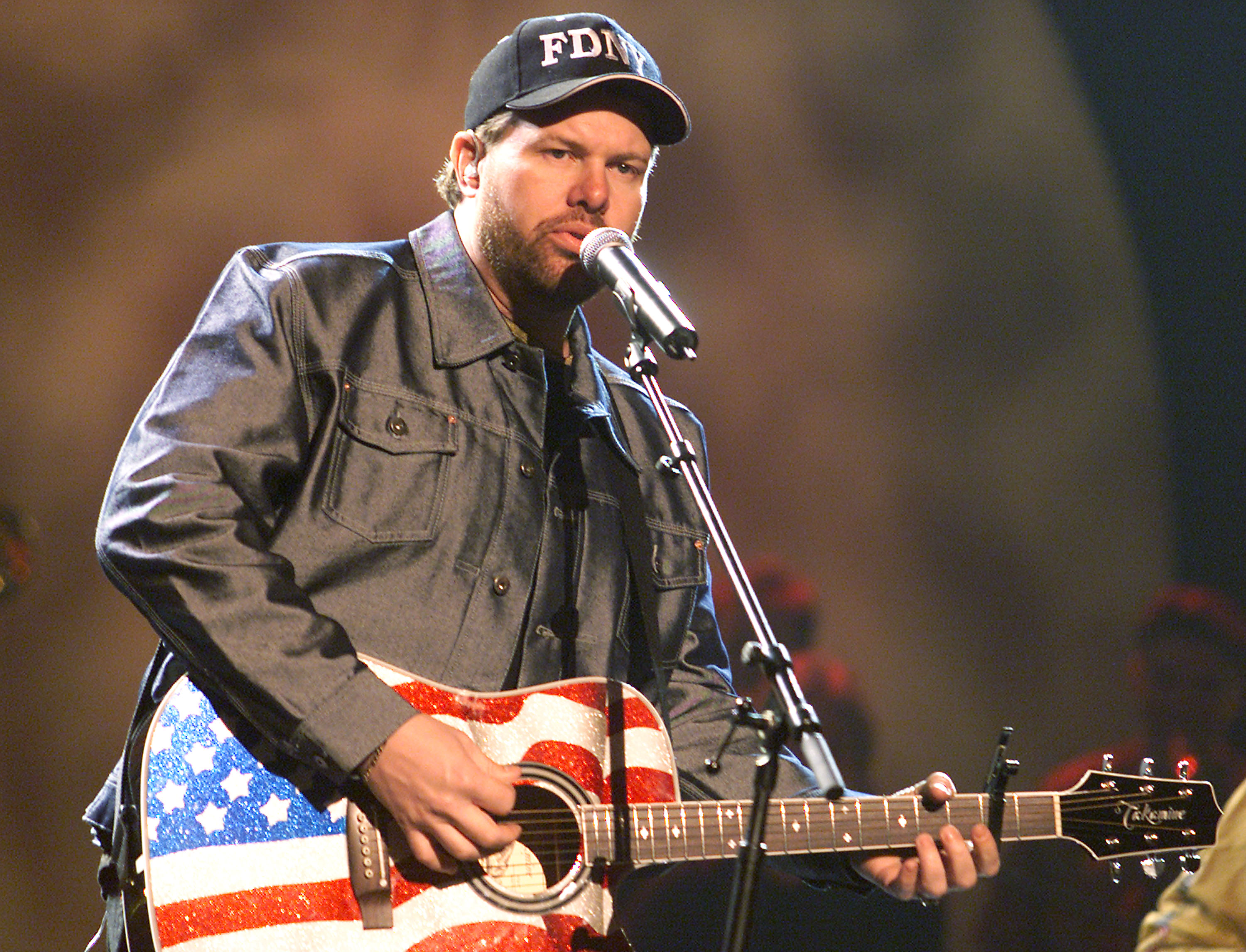 Toby Keith rehearses for "The 29th Annual American Music Awards" at the Shrine Auditorium in Los Angeles, Ca. Monday, January 7, 2002.