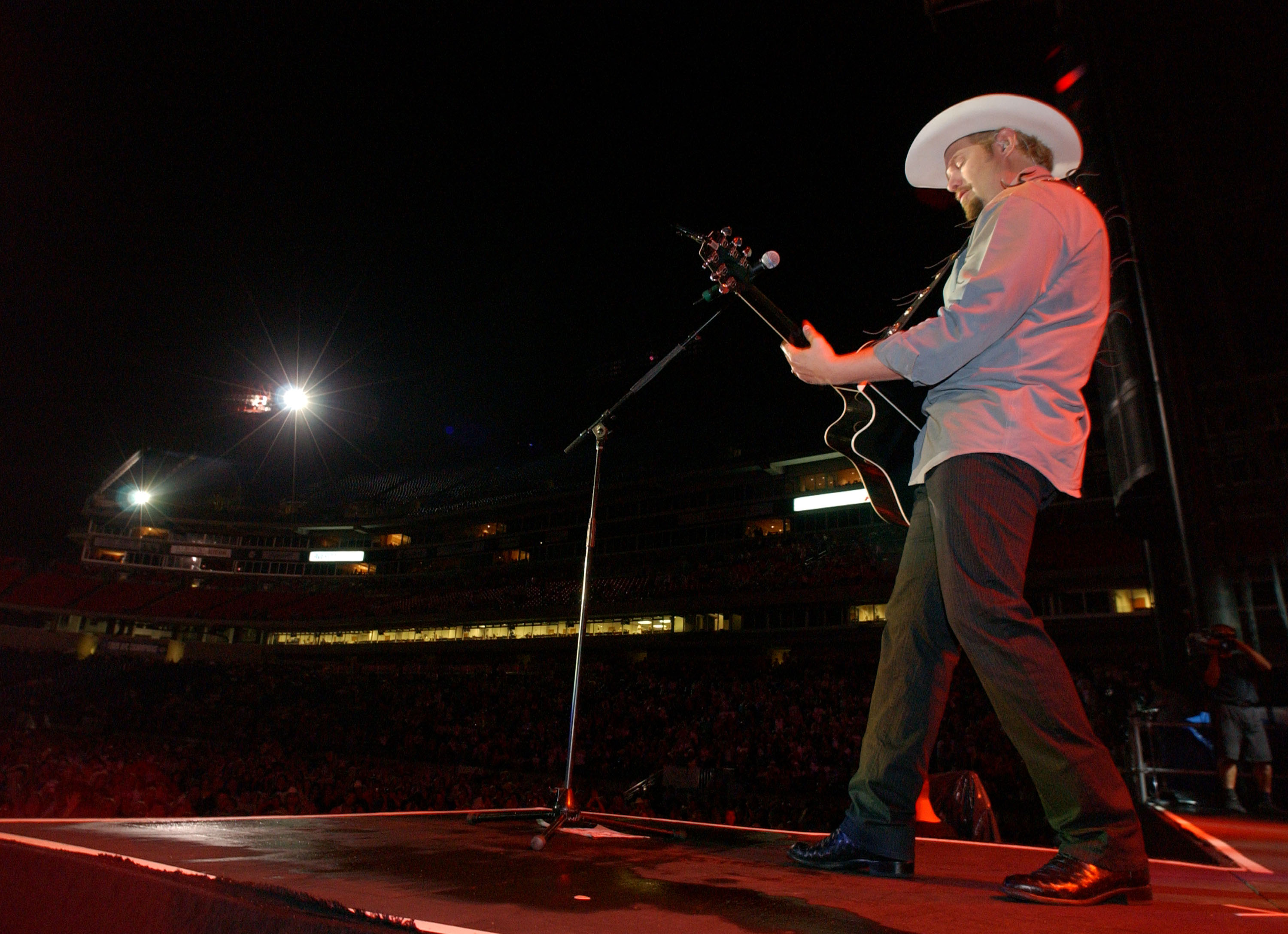 NASHVILLE, TN - JUNE 16: Toby Keith performs at FanFair, the world's largest country music festival June 16, 2002 in Nashville, Tennessee.