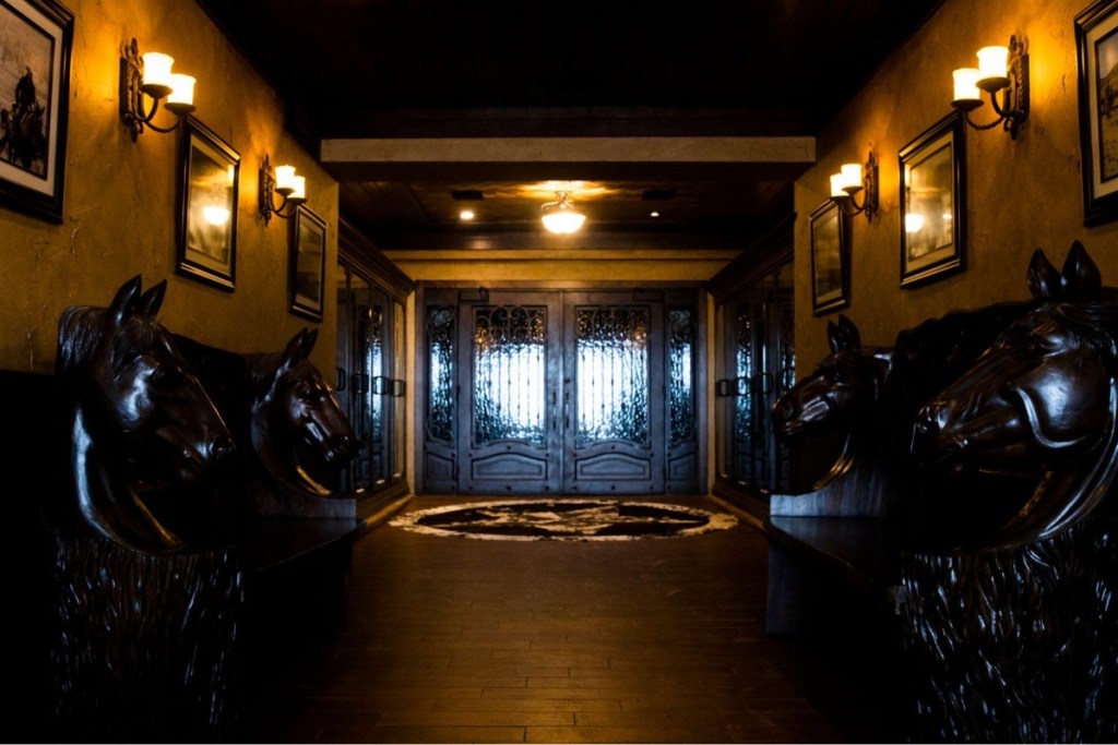 Bosque Ranch interior