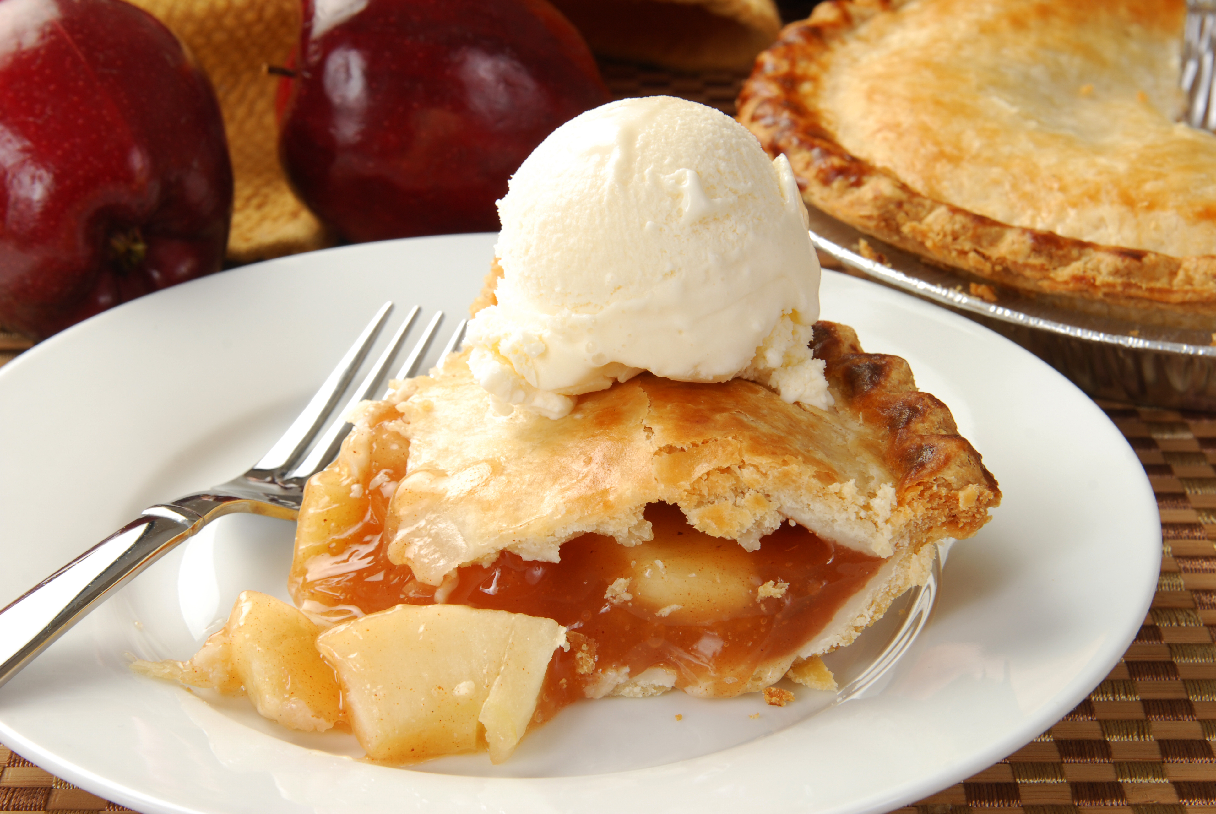 Apple pie and ice cream