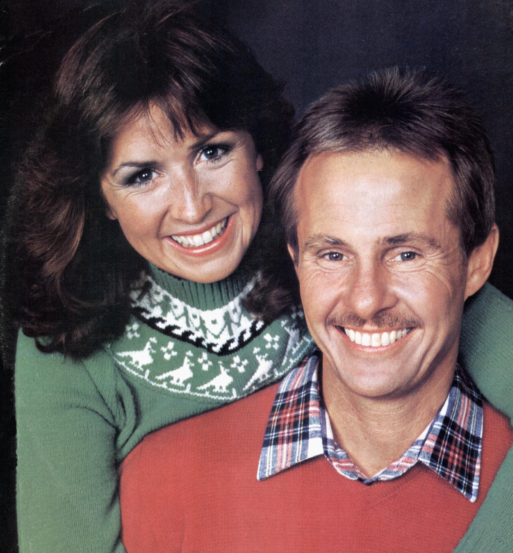 UNSPECIFIED - JANUARY 01: (AUSTRALIA OUT) Photo of ELMO & PATSY 