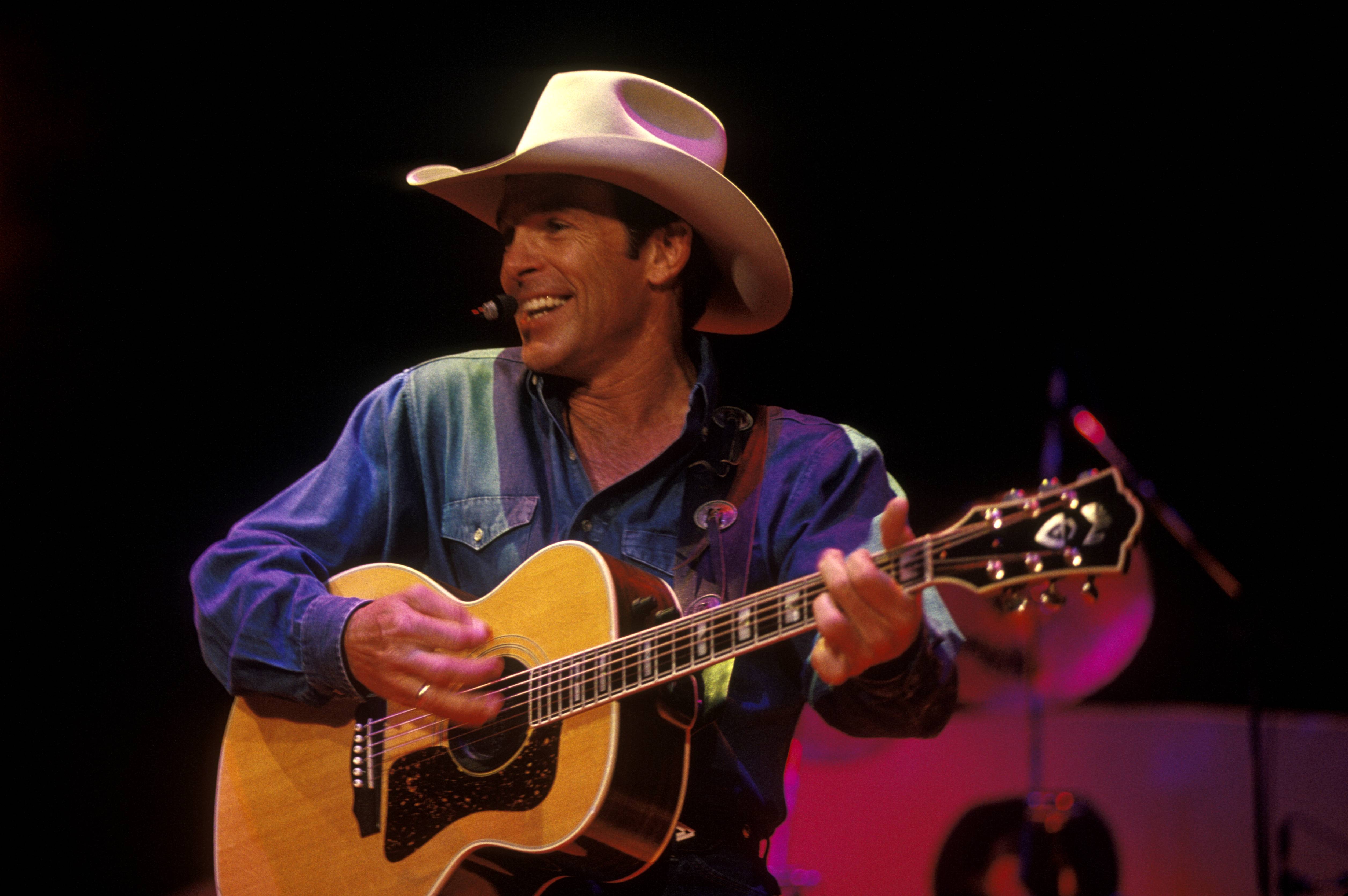 UNITED STATES - JANUARY 01: NASHVILLE Photo of Chris LeDOUX 