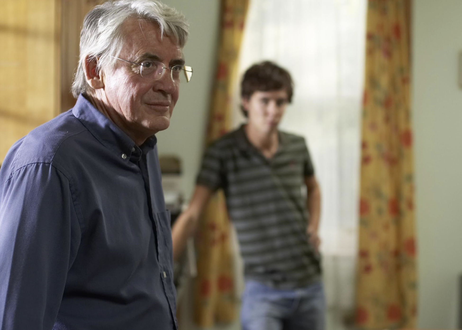 Steve Jodrell and Martin Sharpe in Lake Mungo (2008)