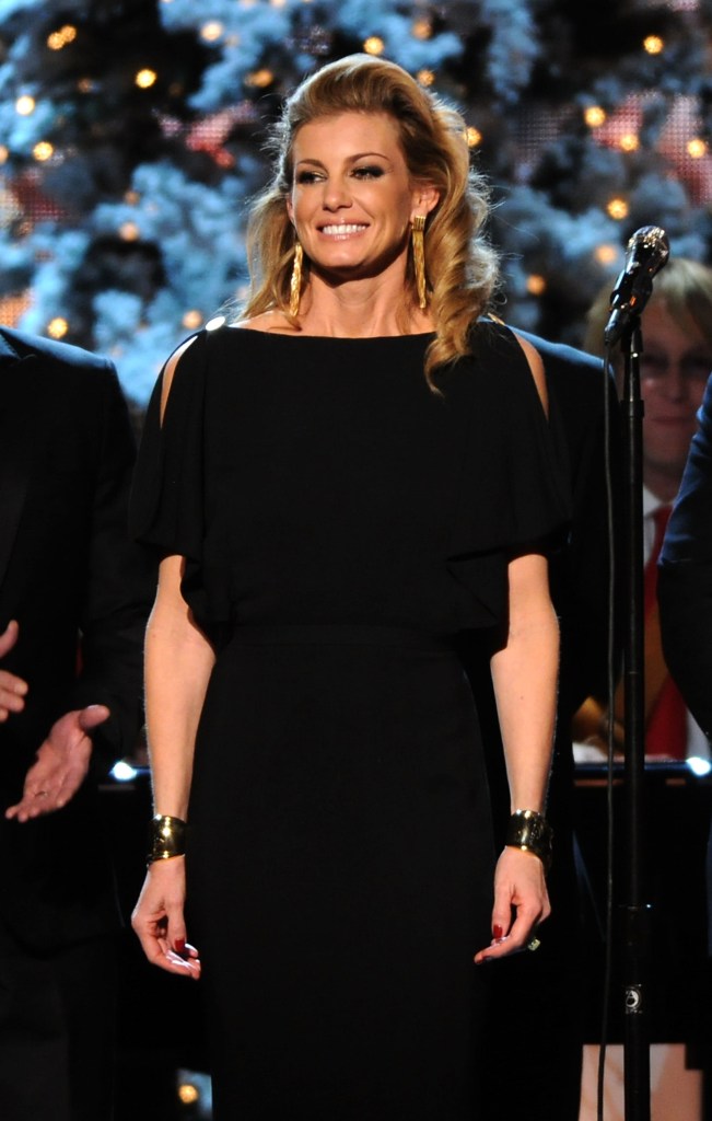 Faith Hill performs at the 2011 Country Christmas at the Bridgestone Arena.