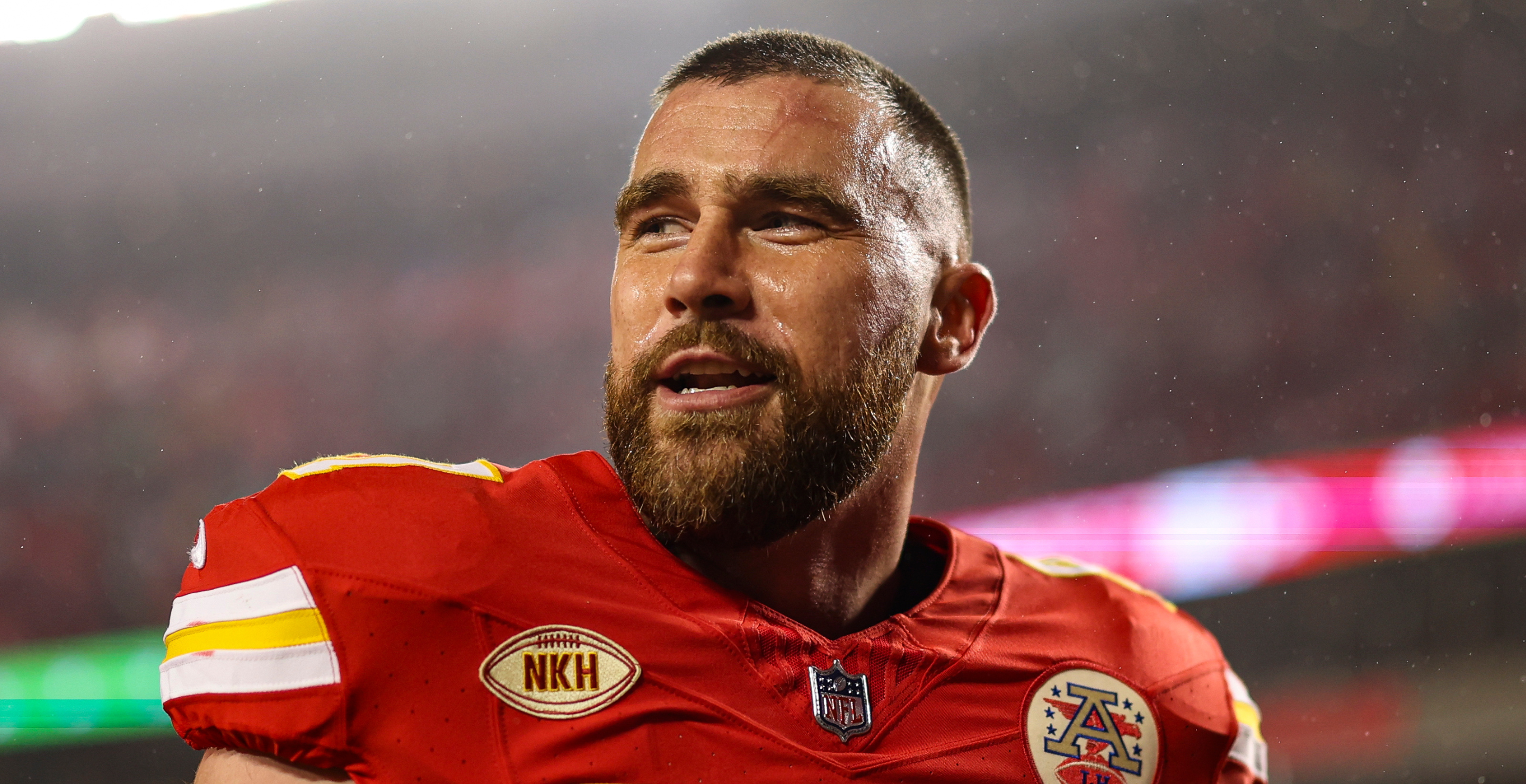 Travis Kelce #87 of the Kansas City Chiefs warms up prior to an NFL football game against the Philadelphia Eagles at GEHA Field at Arrowhead Stadium on November 20, 2023 in Kansas City, Missouri.