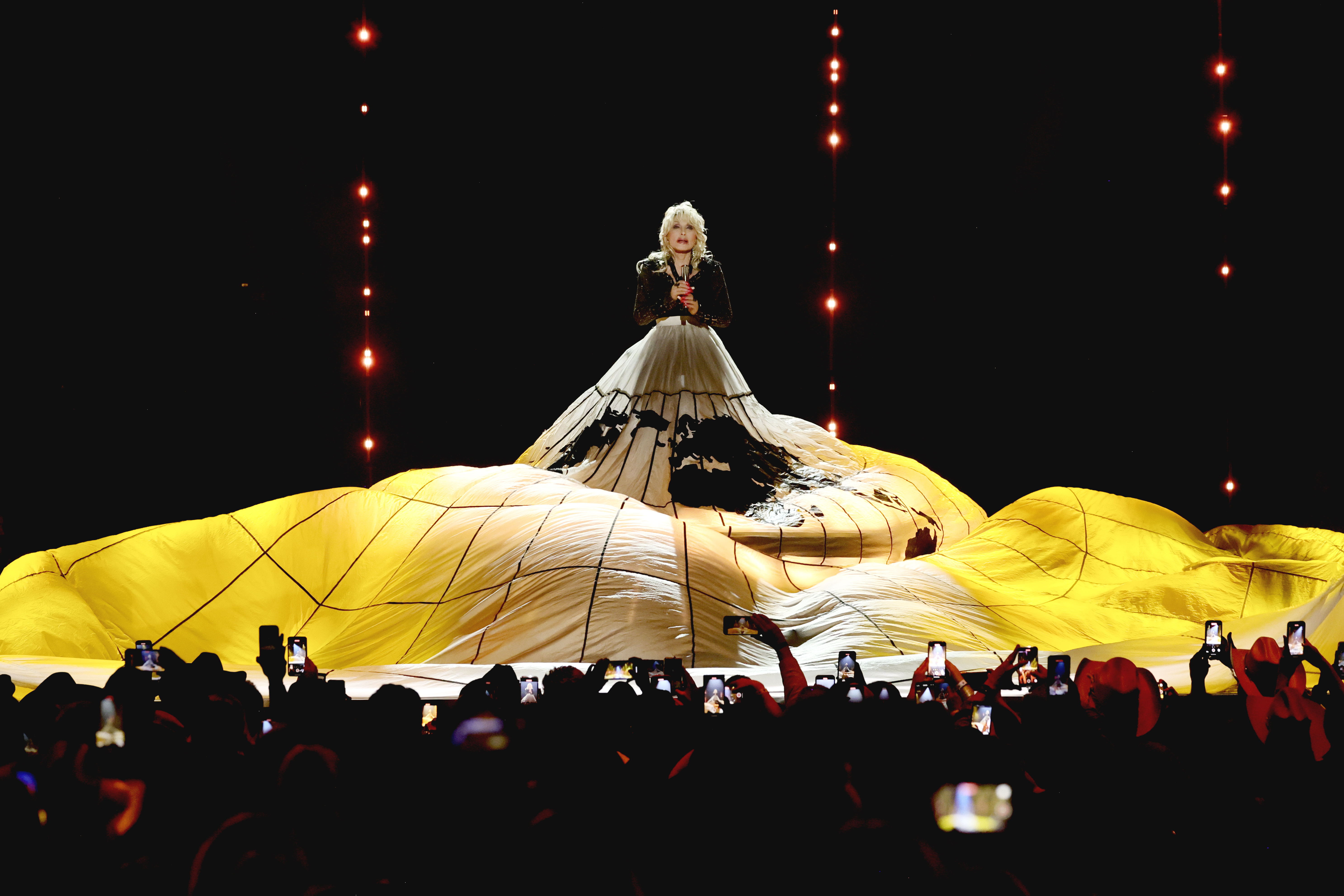 FRISCO, TEXAS - MAY 11: Dolly Parton performs onstage during the 58th Academy Of Country Music Awards at The Ford Center at The Star on May 11, 2023 in Frisco, Texas. 