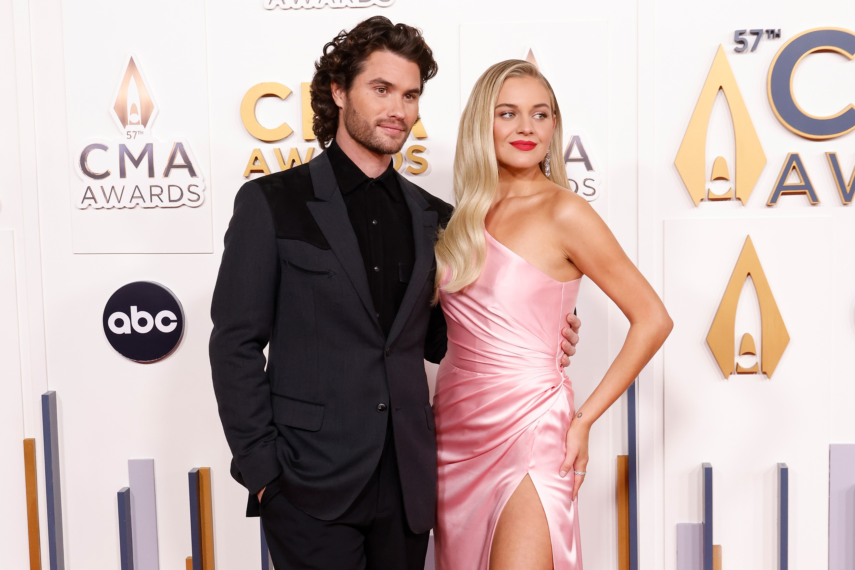 Chase Stokes and Kelsea Ballerini attend the 2023 CMA Awards at Bridgestone Arena on November 08, 2023 in Nashville, Tennessee. 