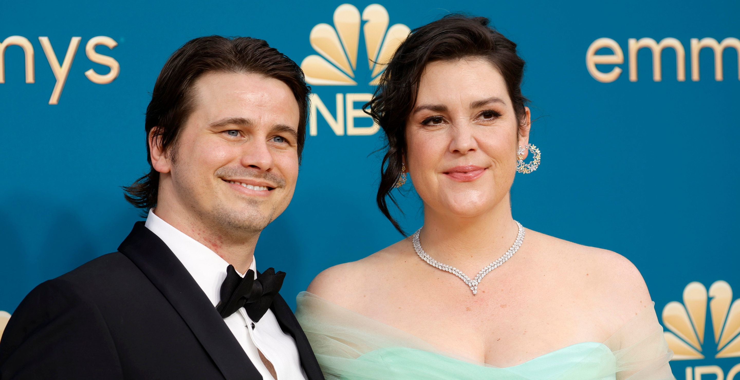 Melanie Lynskey and her husband Jason Ritter in 2022.