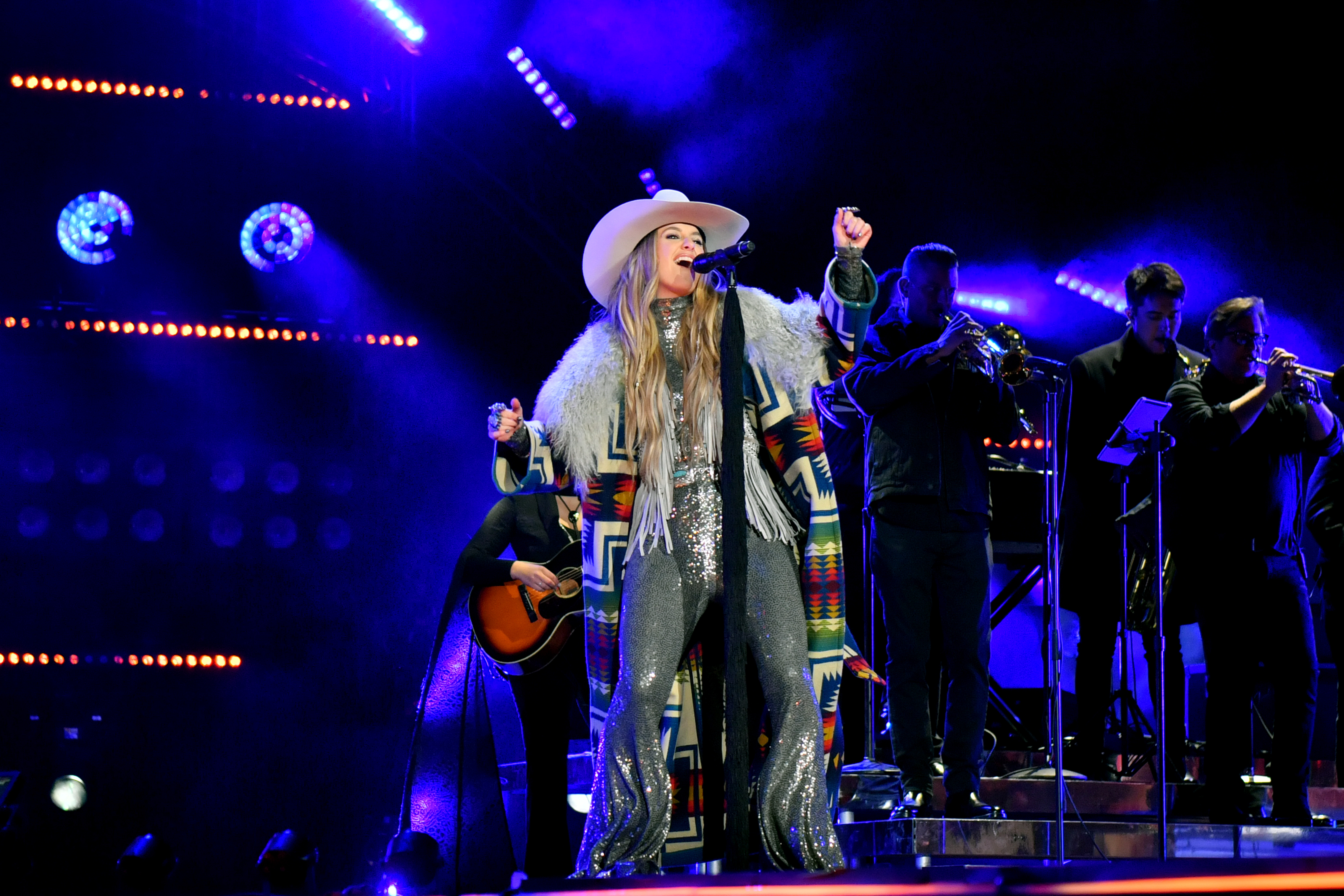 NASHVILLE, TENNESSEE - DECEMBER 31: Lainey Wilson performs onstage for New Year's Eve Live: Nashville's Big Bash at Bicentennial Capitol Mall State Park on December 31, 2023 in Nashville, Tennessee.
