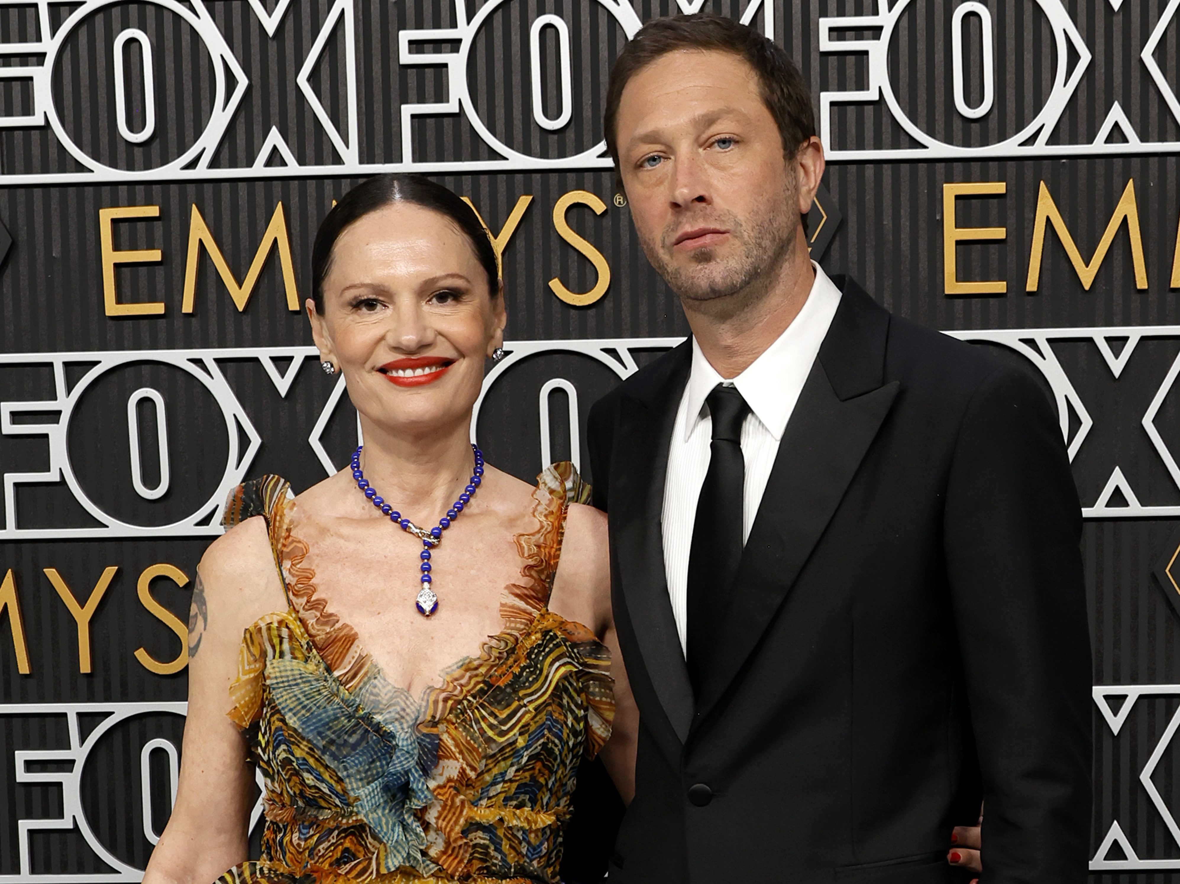 LOS ANGELES, CALIFORNIA - JANUARY 15: (L-R) Yelena Yemchuk and Ebon Moss-Bachrach attend the 75th Primetime Emmy Awards at Peacock Theater on January 15, 2024 in Los Angeles, California.