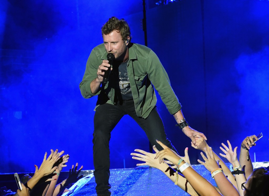 MANHATTAN, KS - JUNE 23: Singer/Songwriter Dierks Bentley Headlines Day 1 at Kicker Country Stampede Manhattan, Kansas on June 23, 2016 in Manhattan, Kansas. 