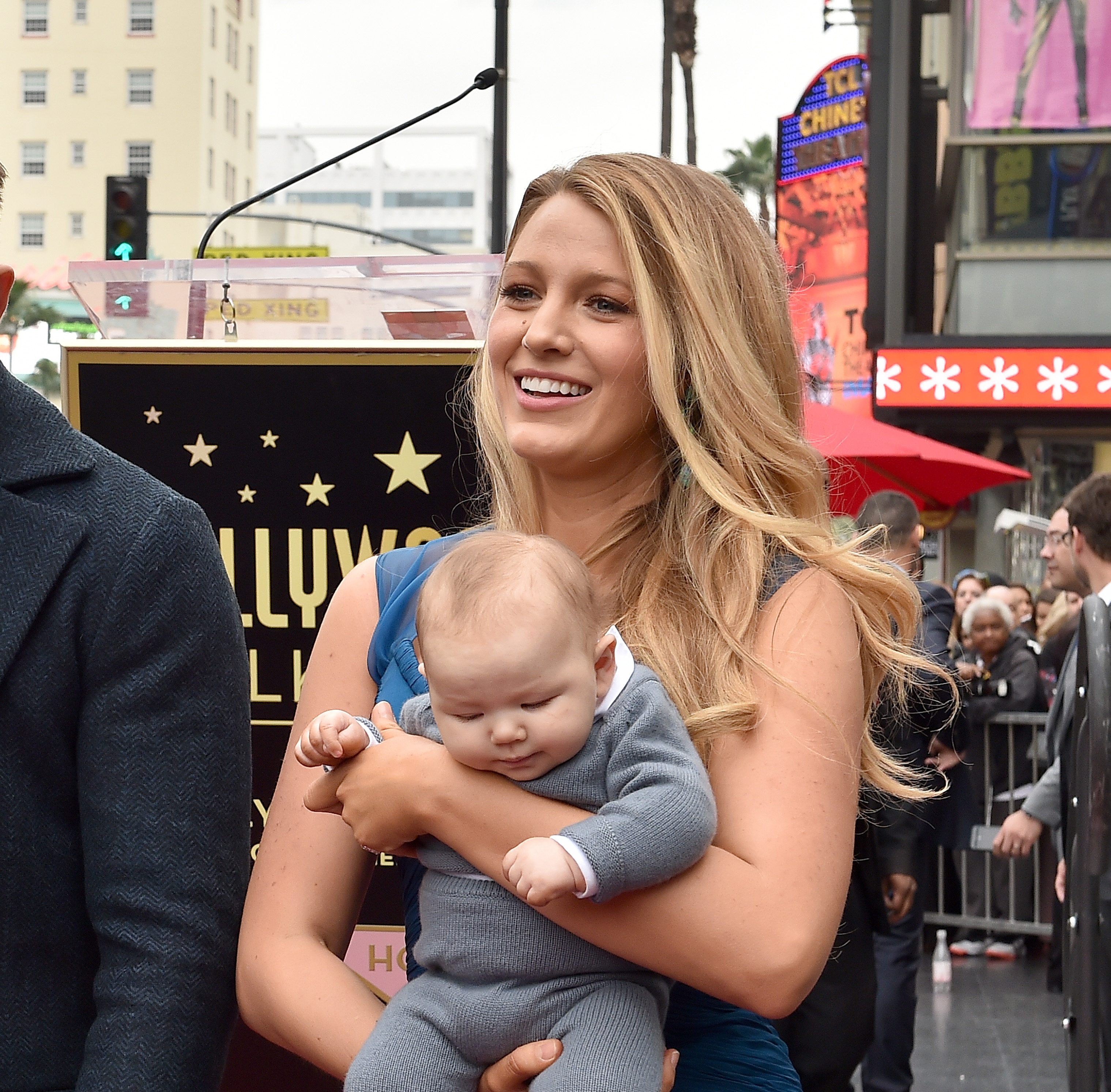 HOLLYWOOD, CA - DECEMBER 15: Actress Blake Lively and daughter Ines Reynolds attend the ceremony honoring Ryan Reynolds with a Star on the Hollywood Walk of Fame on December 15, 2016 in Hollywood, California. 