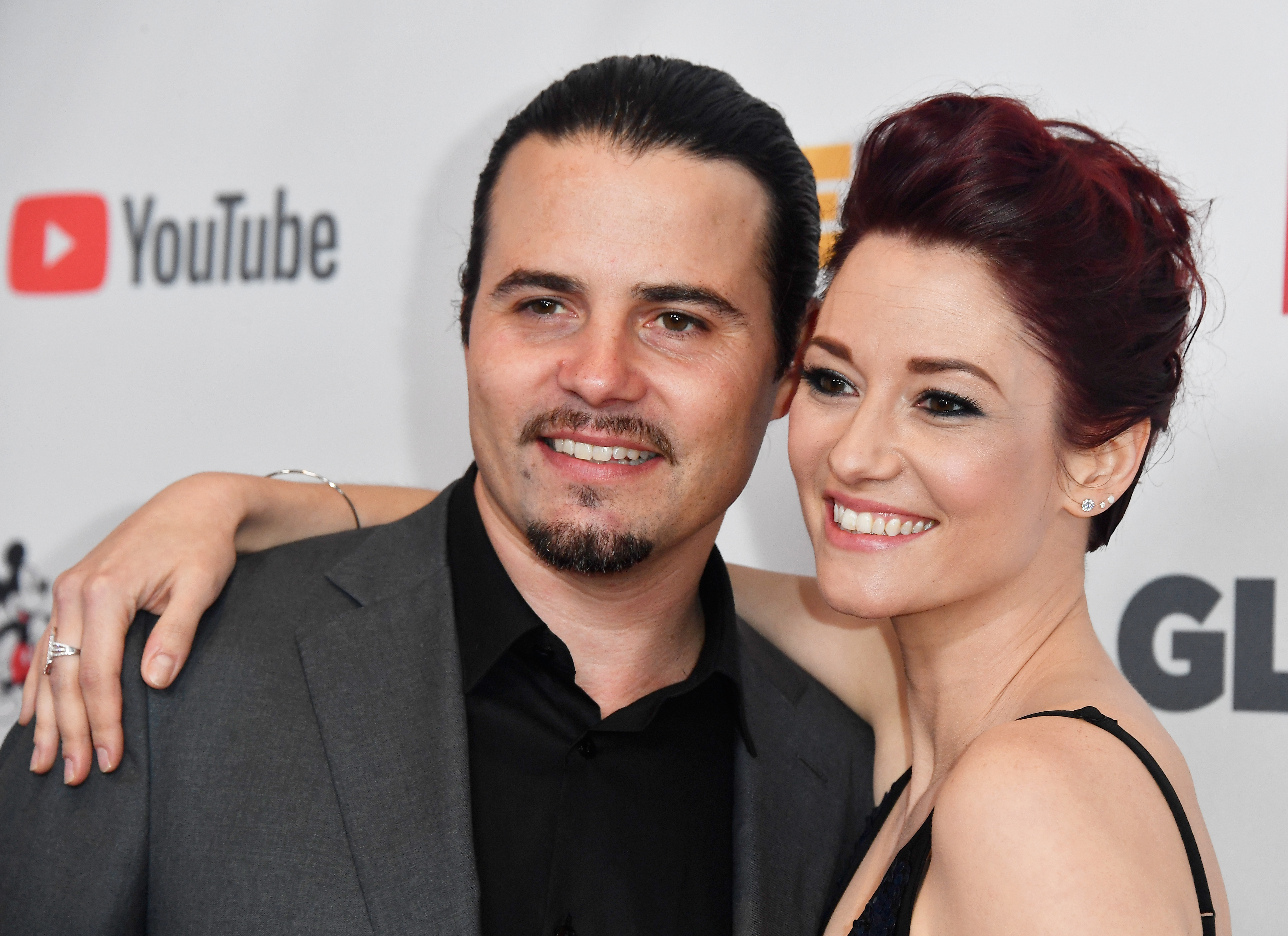 BEVERLY HILLS, CA - OCTOBER 20: Nathan West (L) and Chyler Leigh at the 2017 GLSEN Respect Awards at the Beverly Wilshire Four Seasons Hotel on October 20, 2017 in Beverly Hills, California
