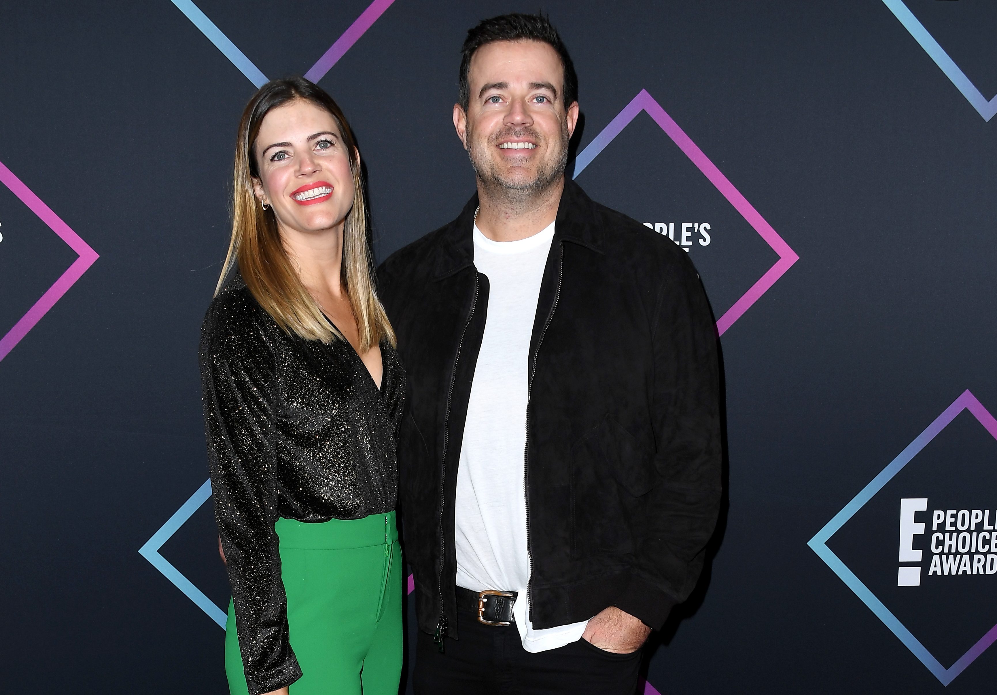 SANTA MONICA, CA - NOVEMBER 11: Siri Pinter (L) and Carson Daly attends the People's Choice Awards 2018 at Barker Hangar on November 11, 2018 in Santa Monica, California. 