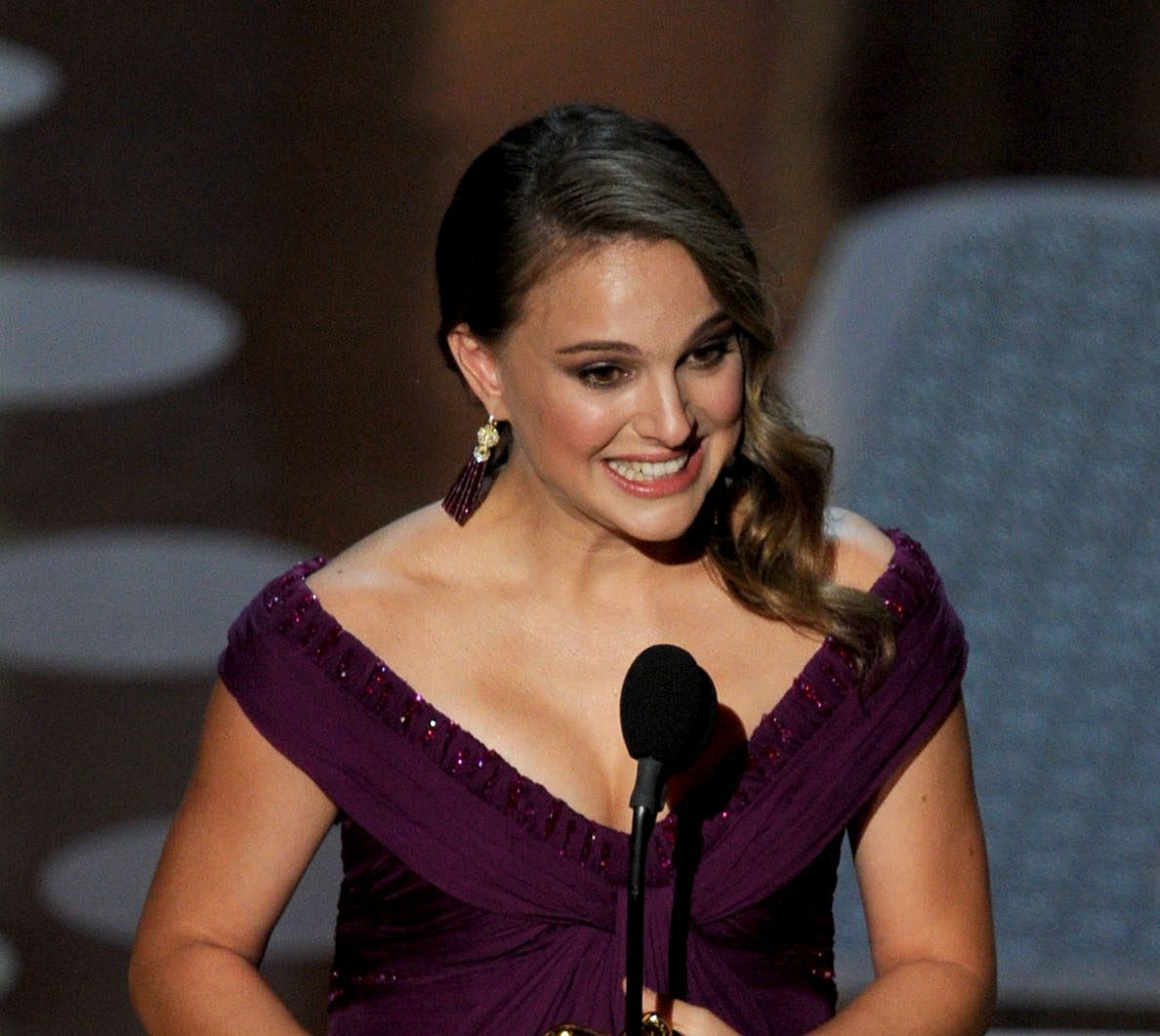 HOLLYWOOD, CA - FEBRUARY 27: Actress Natalie Portman accepts the award for Best Performance by an Actress in a Leading Role for the 'Black Swan' onstage during the 83rd Annual Academy Awards held at the Kodak Theatre on February 27, 2011 in Hollywood, California. 