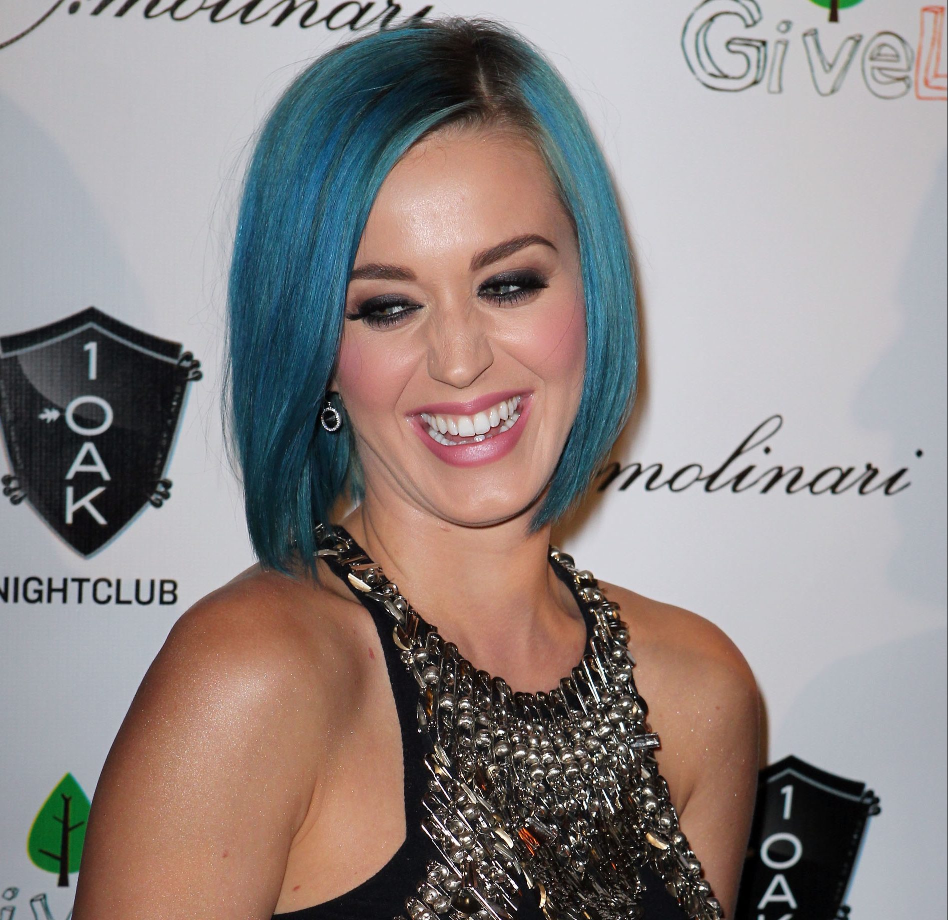 LAS VEGAS, NV - JANUARY 27: Singer Katy Perry arrives at 1 OAK Las Vegas at The Mirage Hotel & Casino to celebrate the grand opening weekend and GiveLove charity event on January 27, 2012 in Las Vegas, Nevada. 