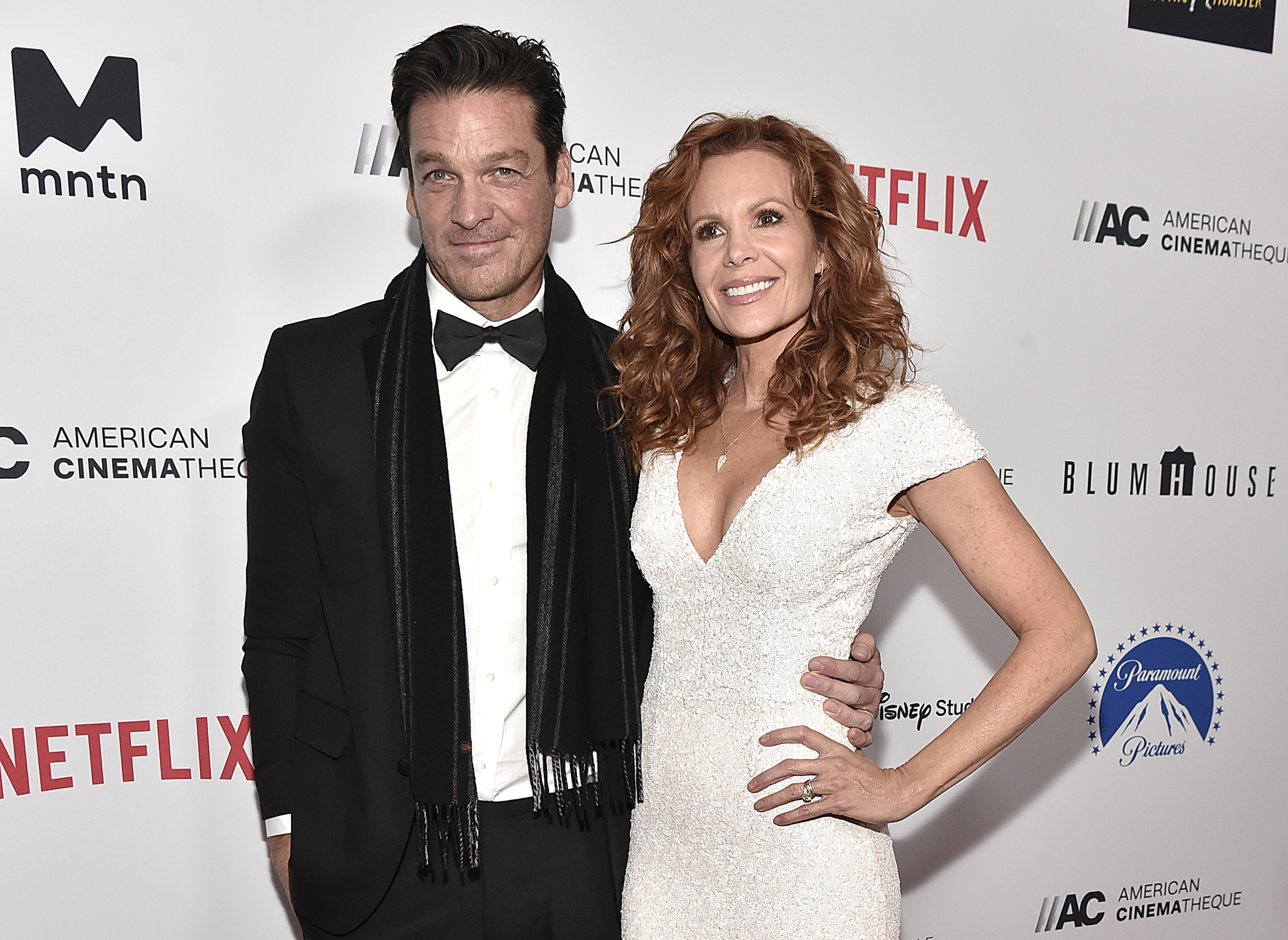 BEVERLY HILLS, CALIFORNIA - NOVEMBER 17: (L-R) Bart Johnson and Robyn Lively attend the 36th Annual American Cinematheque Award Ceremony honoring Ryan Reynolds at The Beverly Hilton on November 17, 2022 in Beverly Hills, California.