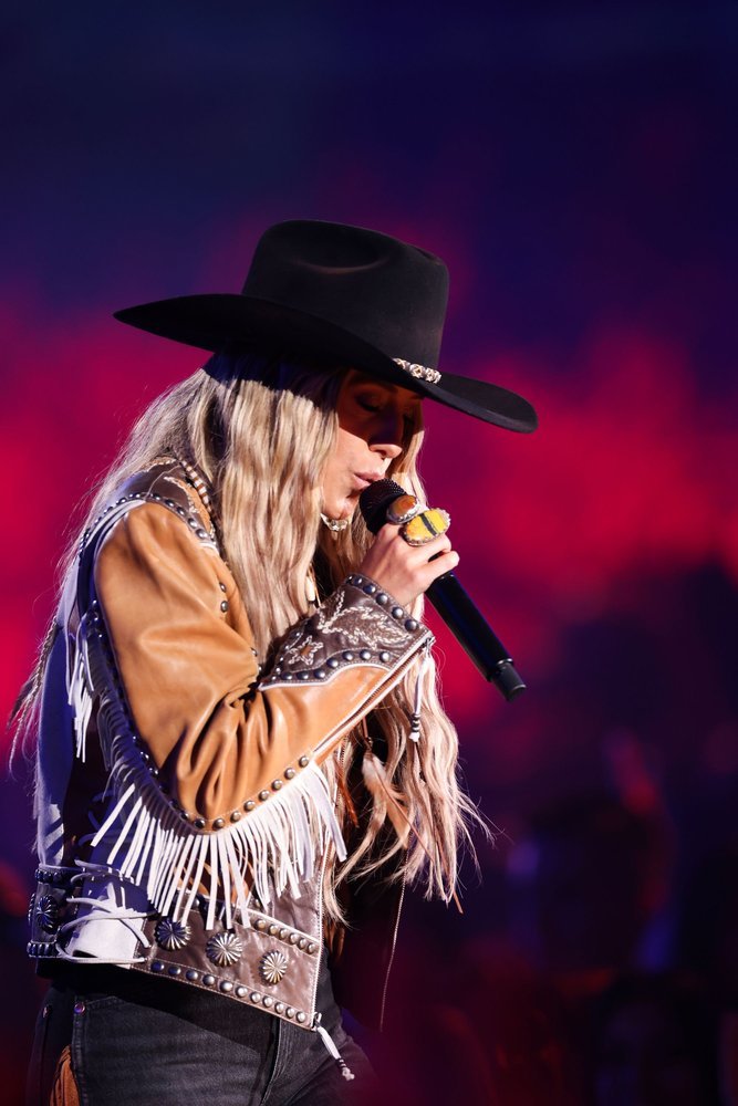 PEOPLE'S CHOICE AWARDS -- Pictured: Lainey Wilson on stage at The Barker Hangar on February 18, 2024 --
