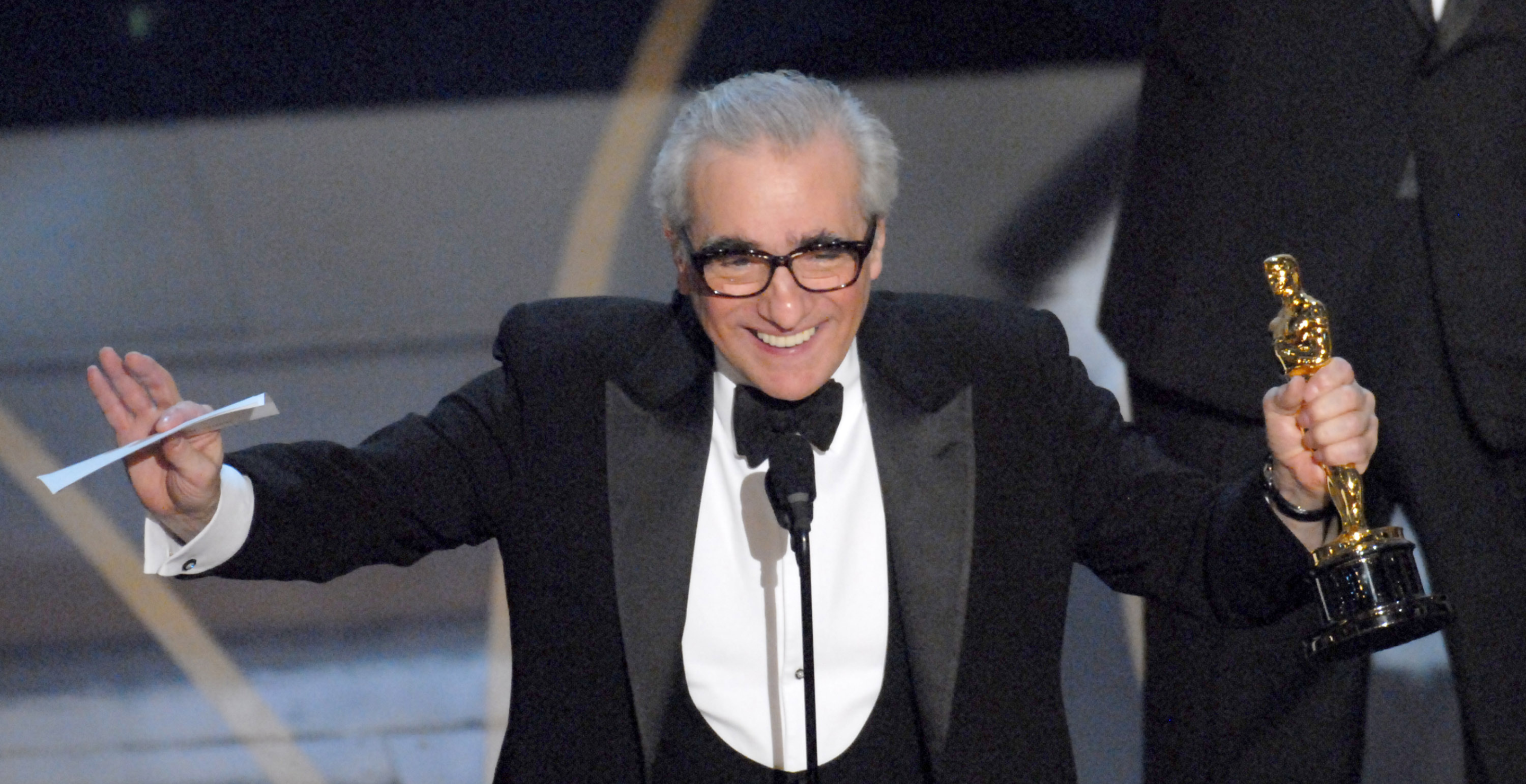Martin Scorsese wins Oscar for "The Departed"