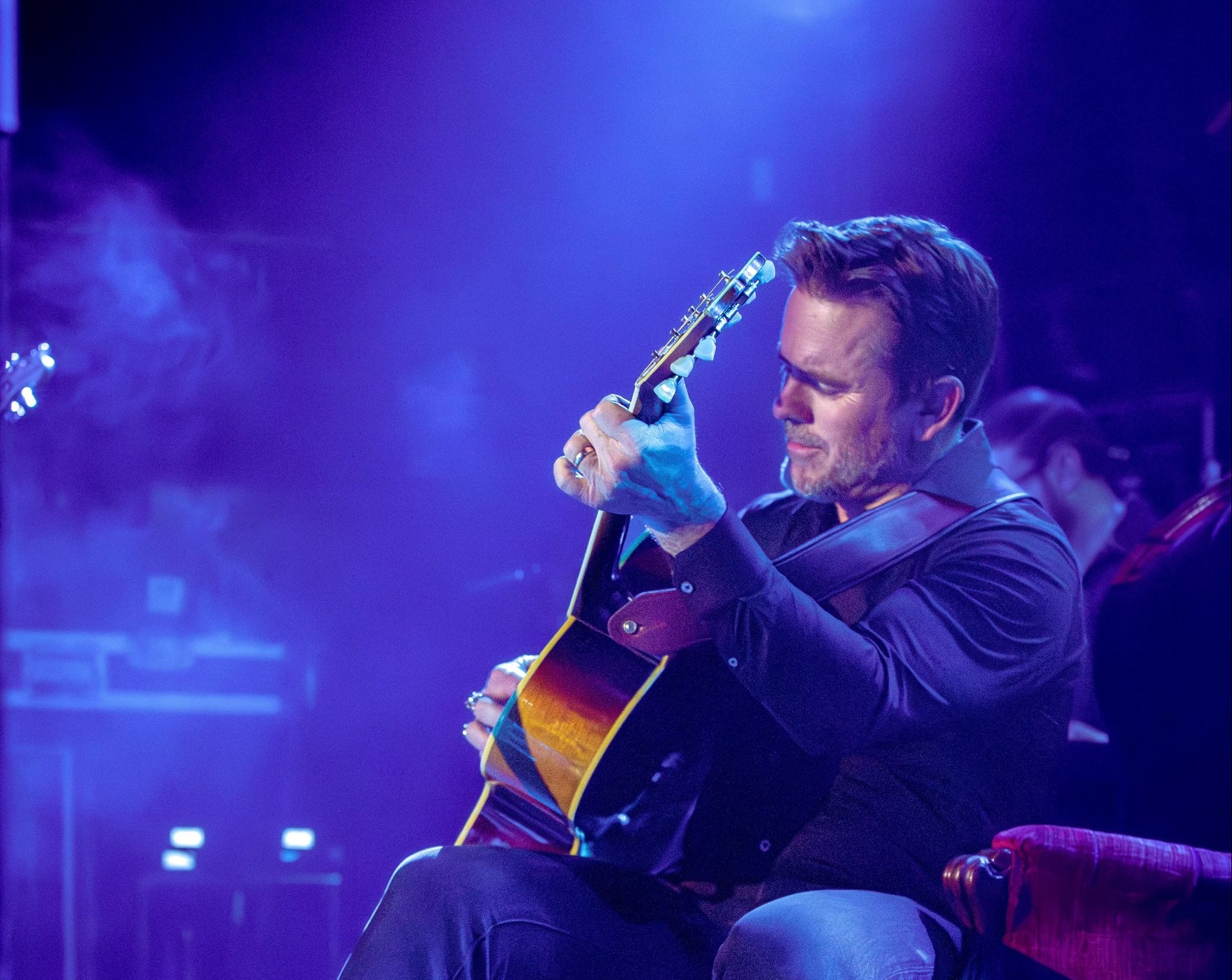 Charles Esten