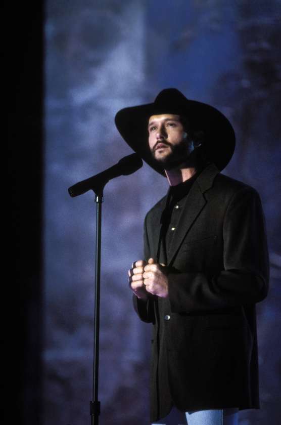 (MANDATORY CREDIT Ebet Roberts/Getty Images) UNITED STATES - JANUARY 01:  Photo of Tim McGRAW 