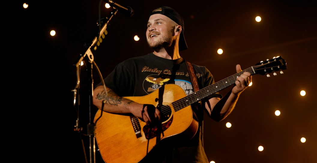 One Zach Bryan Fan Sacrificed His T-Shirt For Chance to Duet With Country Singer in Viral Moment