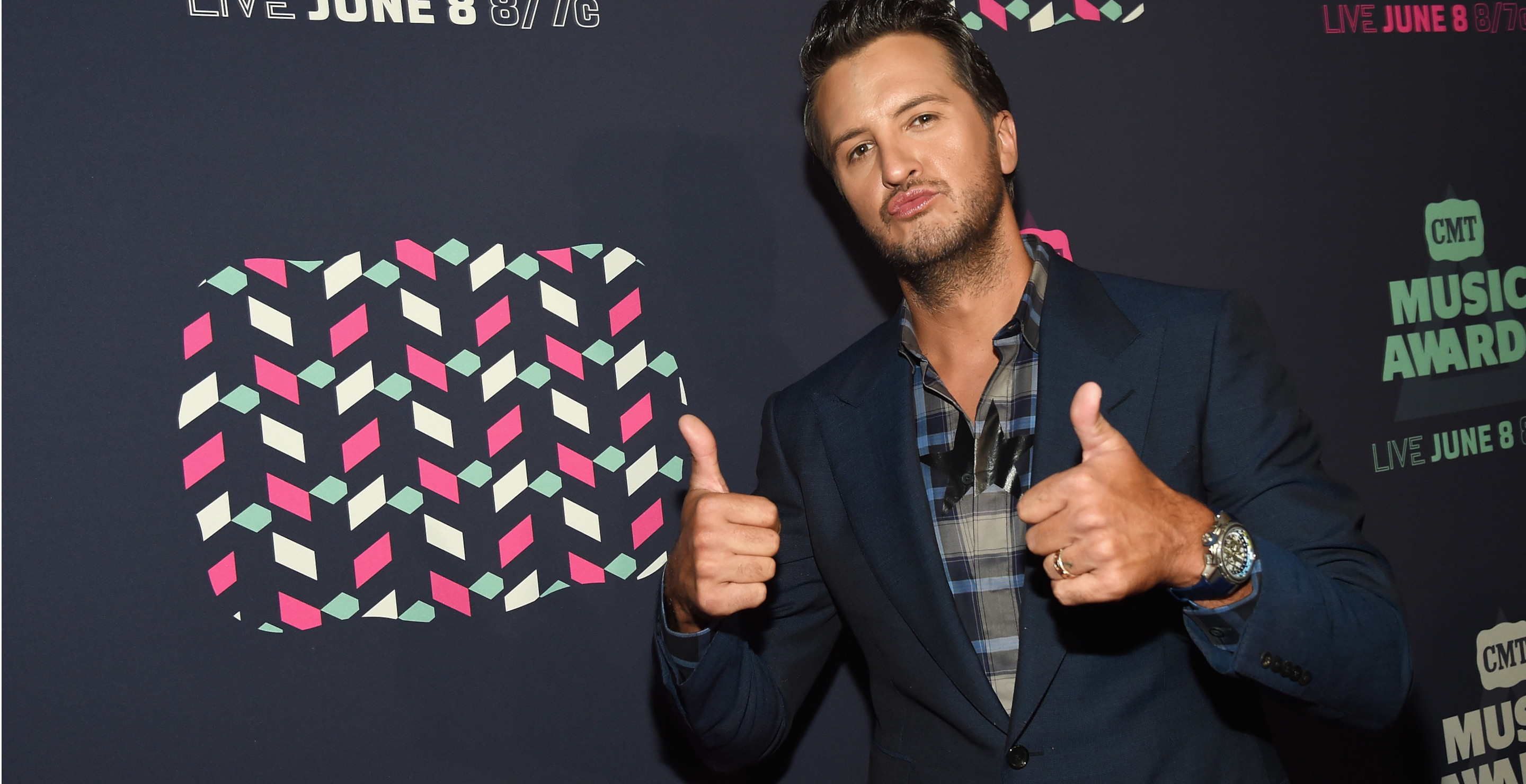Avid Fisherman Luke Bryan Is Apparently Allergic To Fish