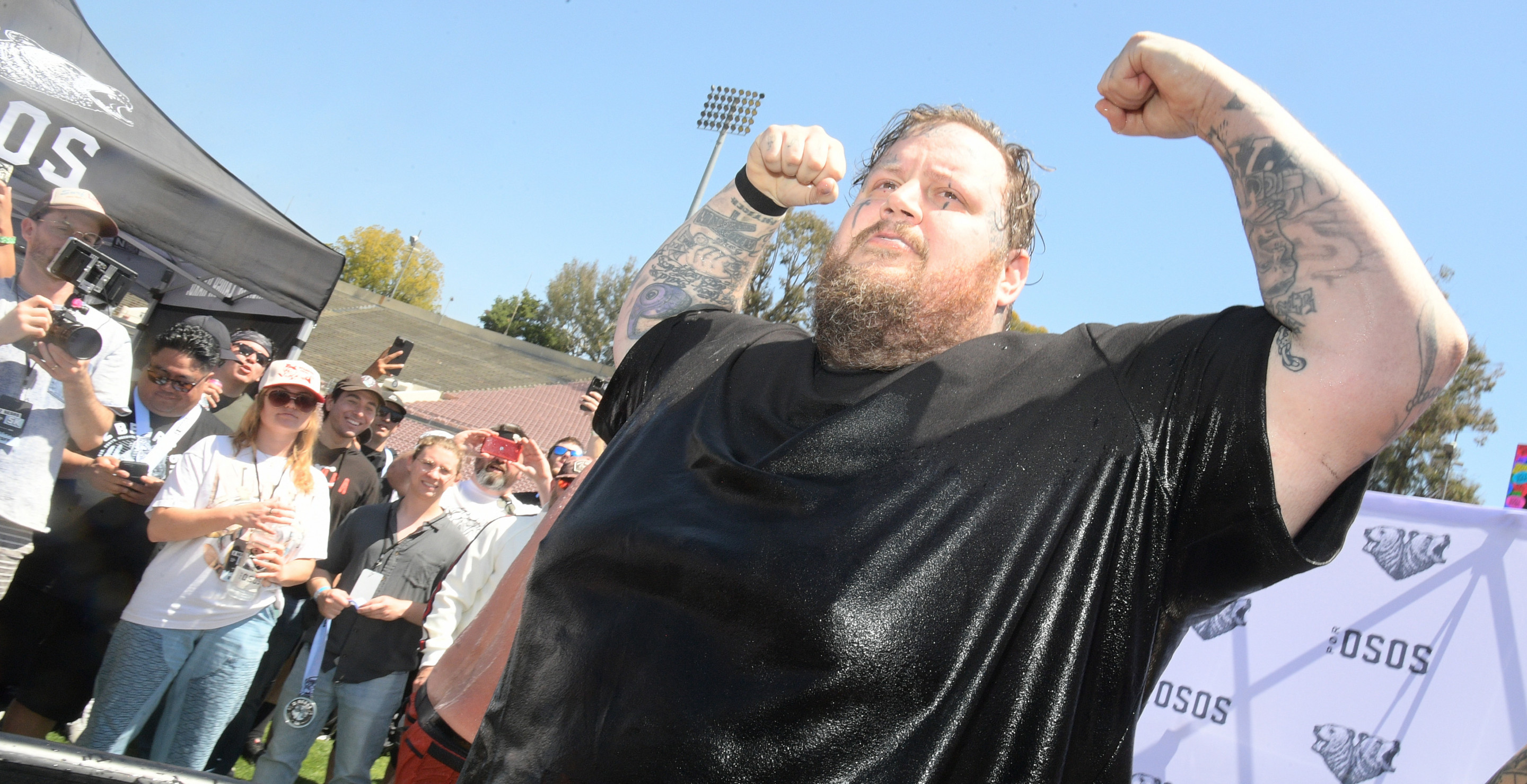 Jelly Roll Triumphally Finishes 5K After Being Cyberbullied About Weight