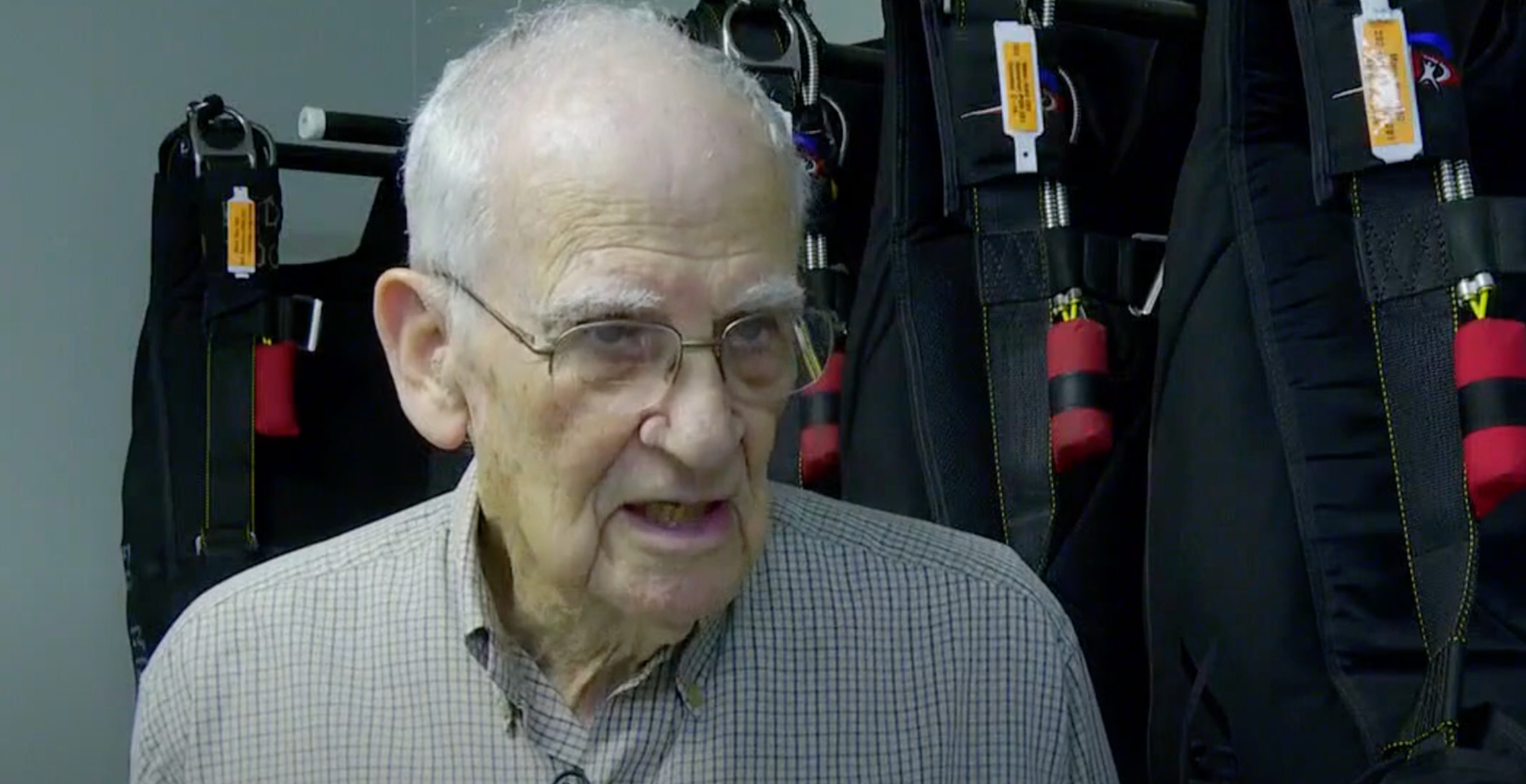 Korean War Veteran Celebrates 95th Birthday By Skydiving