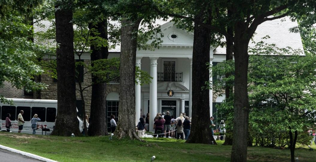 tennessee-attorney-general-investigating-company-involved-in-graceland-dispute