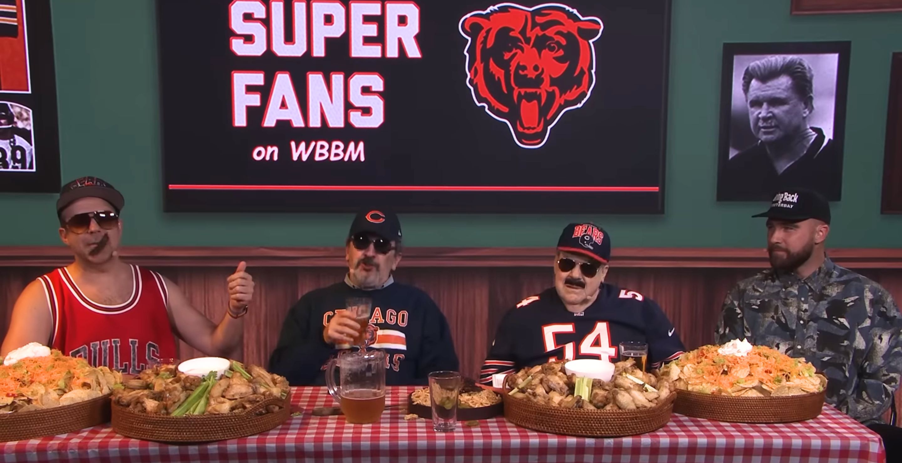 Things Get Awkward When Jason Sudeikis Asks Travis Kelce A Personal Question About Taylor Swift