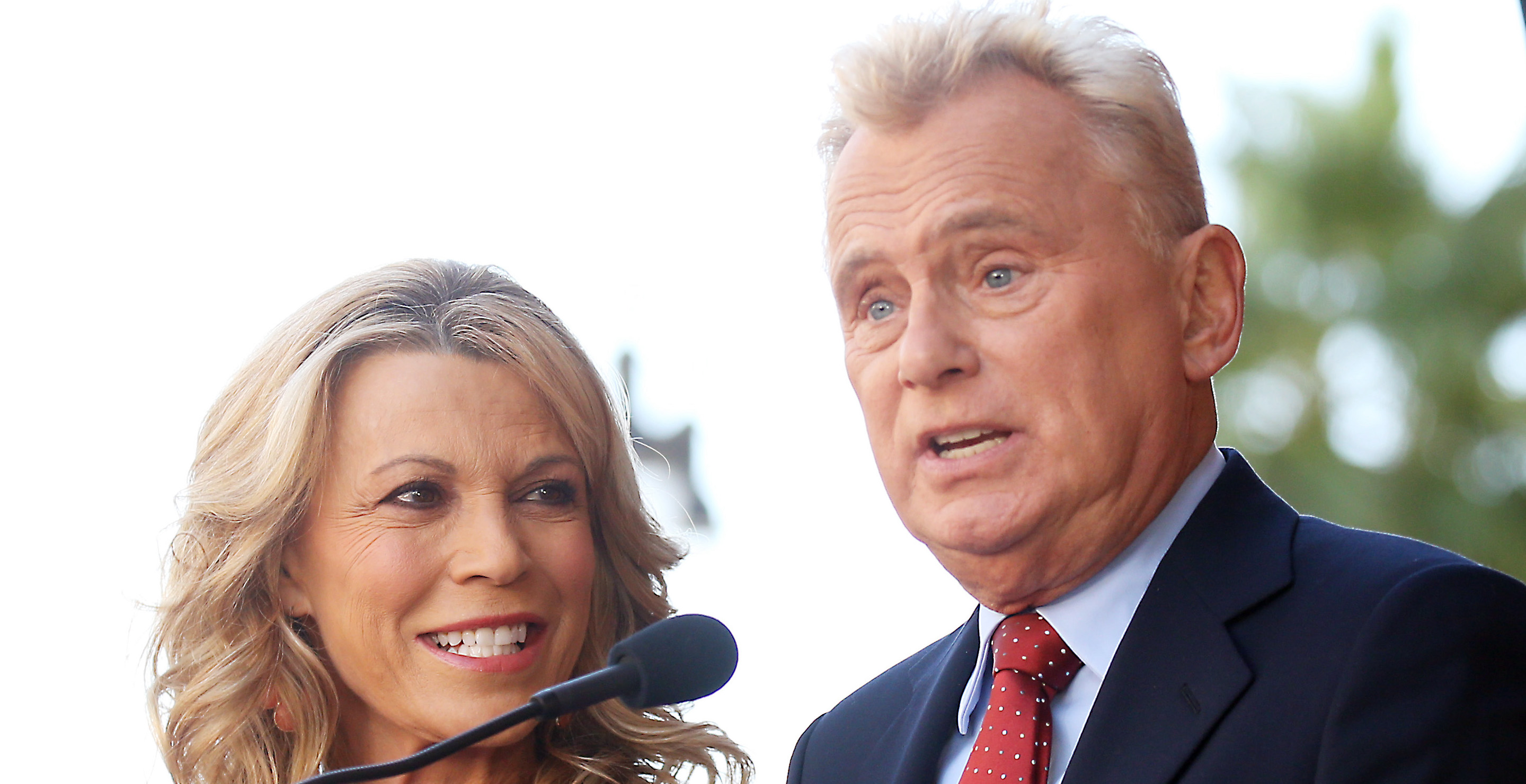 Pat Sajak Giving Ryan Seacrest The Cold Shoulder: 'Clearly Resentful'