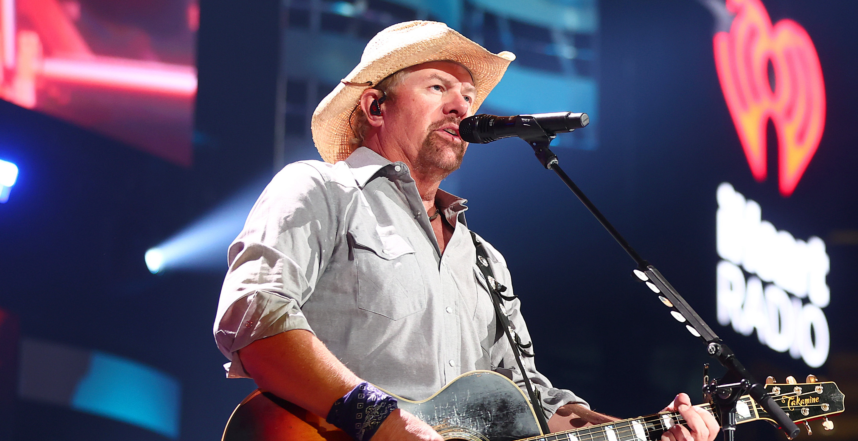 Toby Keith's Hometown Pays Tribute on 4th of July