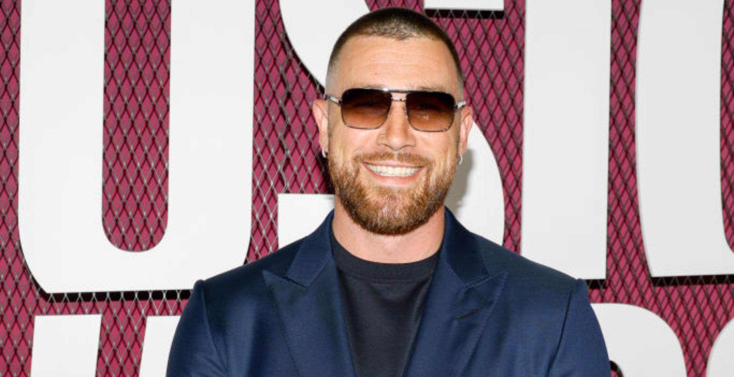 Travis Kelce Dropped More Than You'll Probably Make In A Lifetime So Taylor Swift Can Watch The Super Bowl