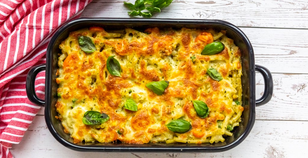4-Winter-Warmer-Dishes-You-Can-Make-From-Holiday-Leftovers-pasta-bake-1.jpg