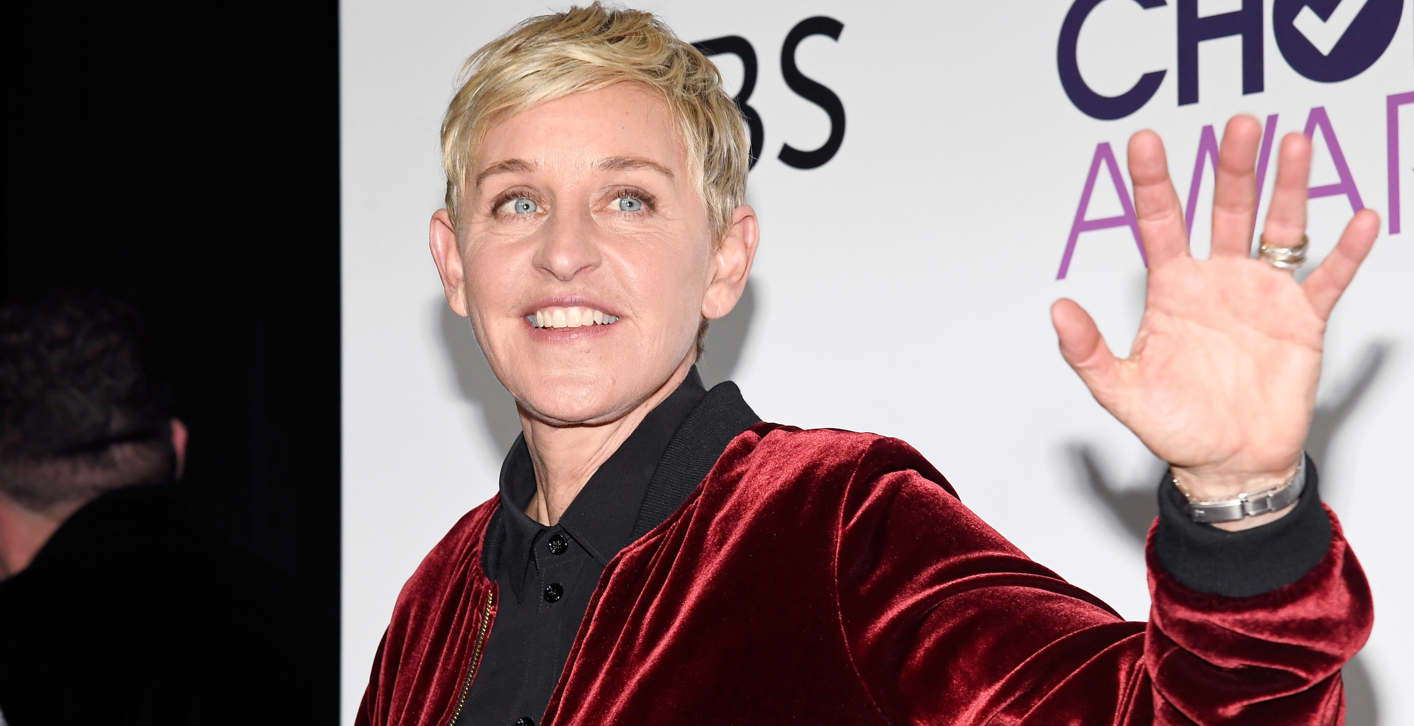 Why Did Ellen DeGeneres Flee The Country?Comedian Says That Hollywood Kicked Her Out