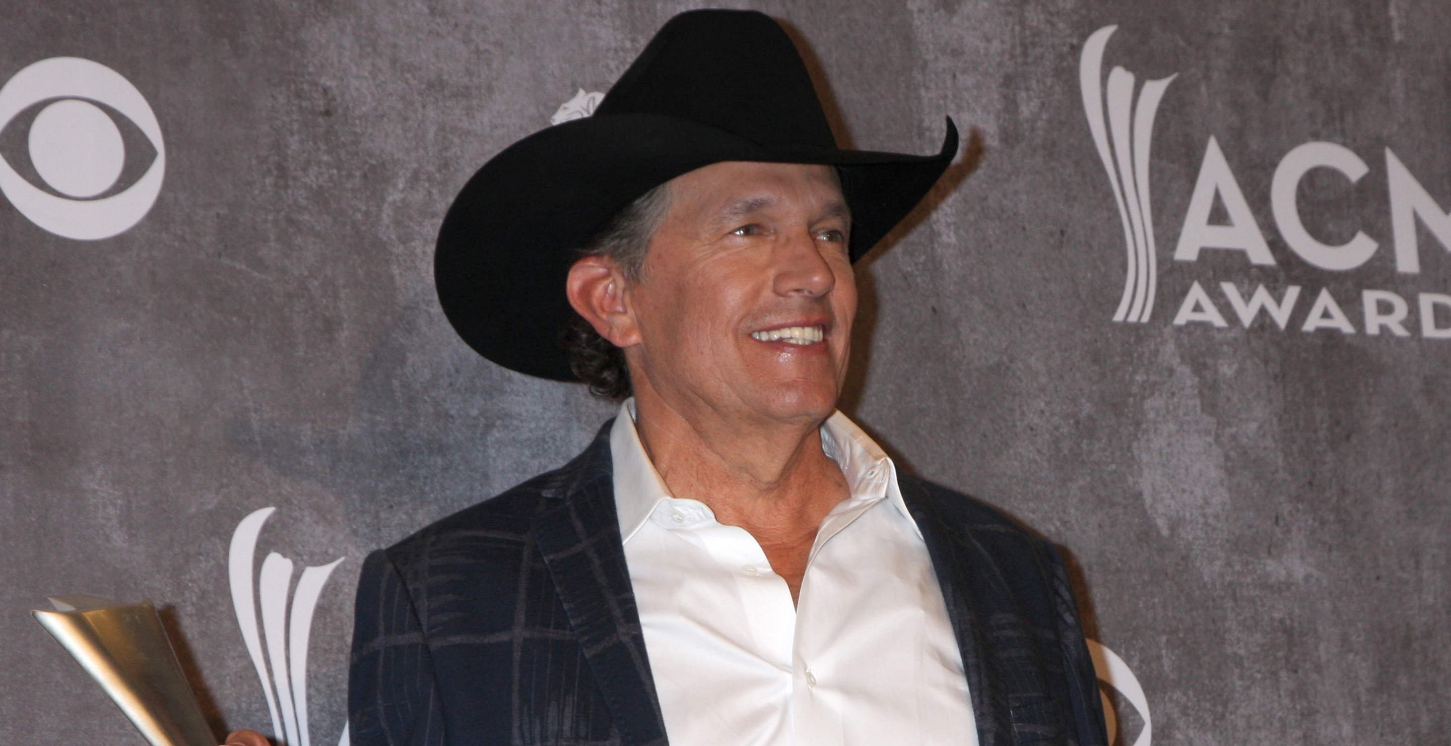 3 Best George Strait Lyrics About Love & Romance