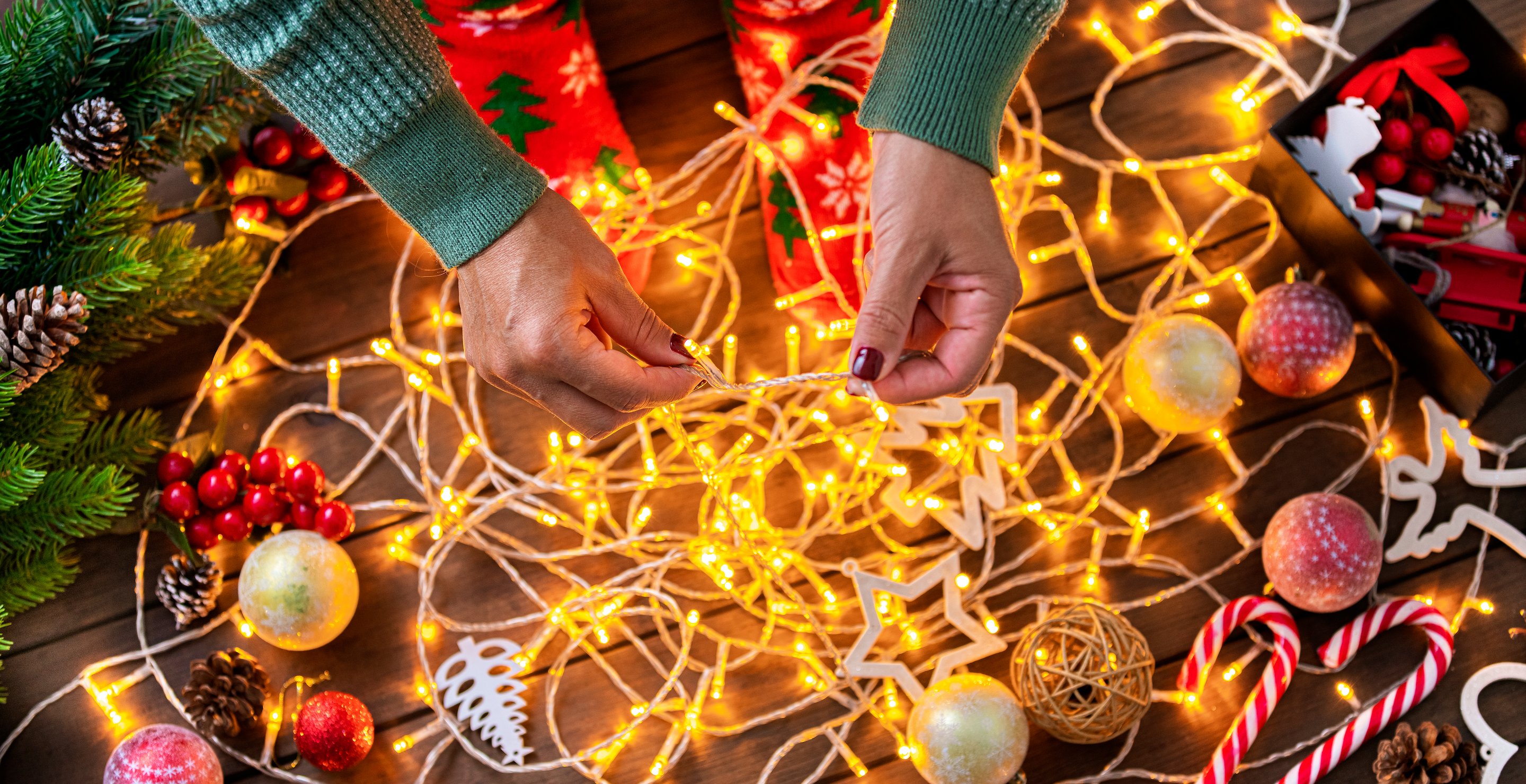 41-Year-Old Runs Over Bank Worker Hanging Christmas Lights