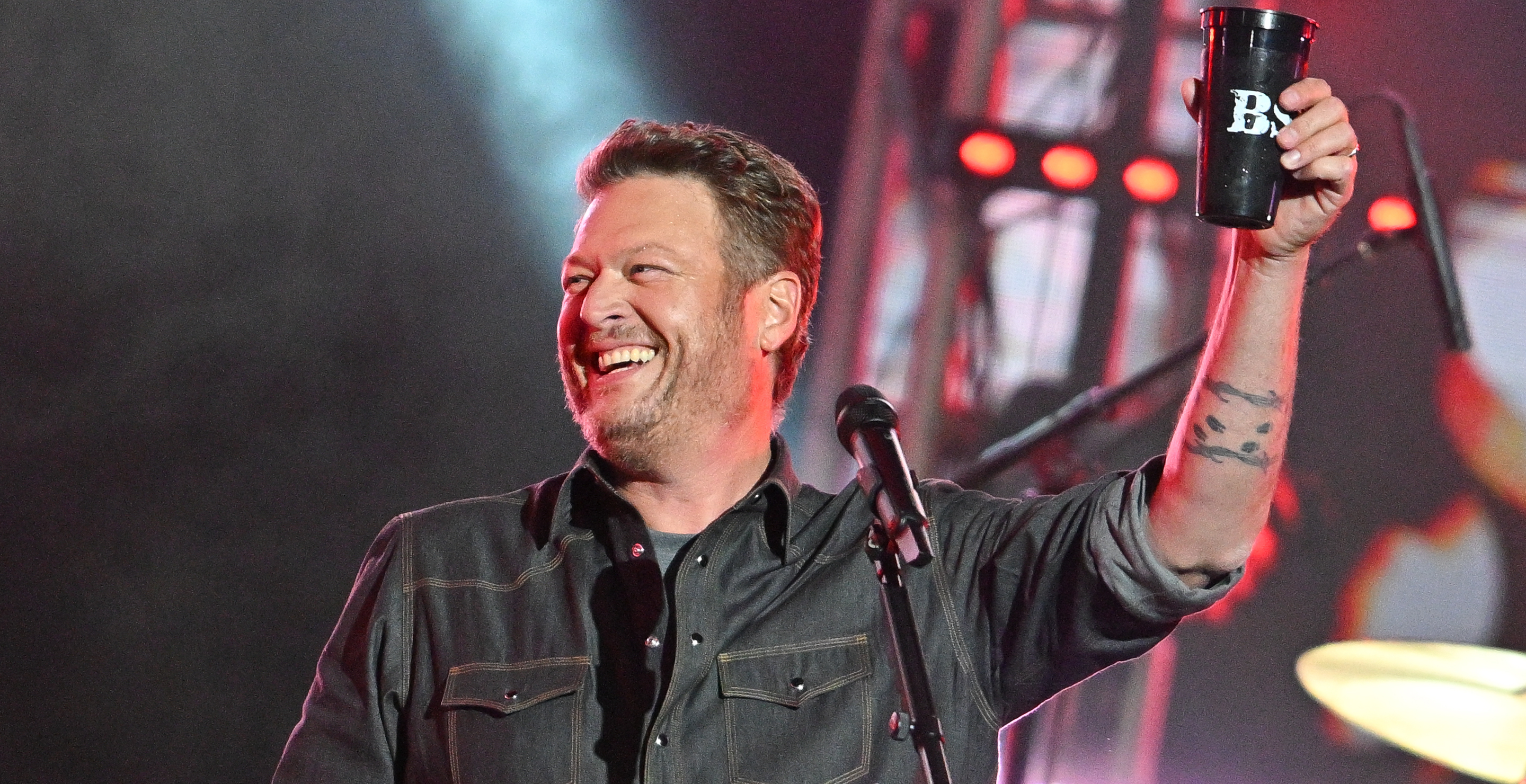 Blake Shelton Recalls Awkward FaceTime Moment With Vince Gill