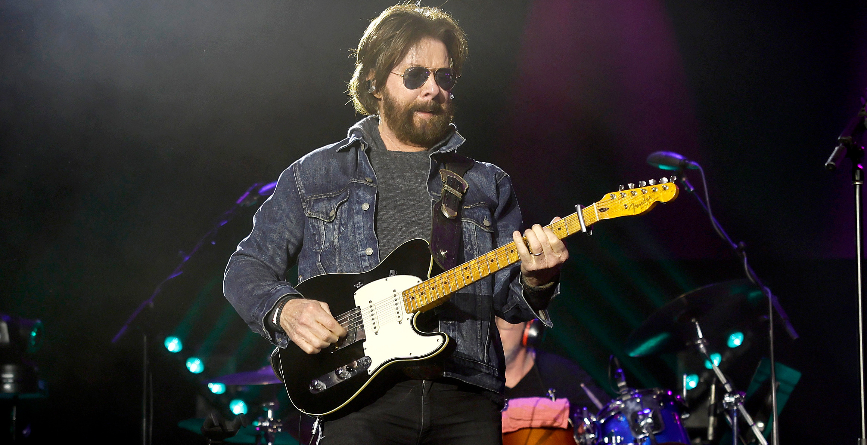 Brooks & Dunn Singer Ronnie Dunn Injured In Skiing Accident