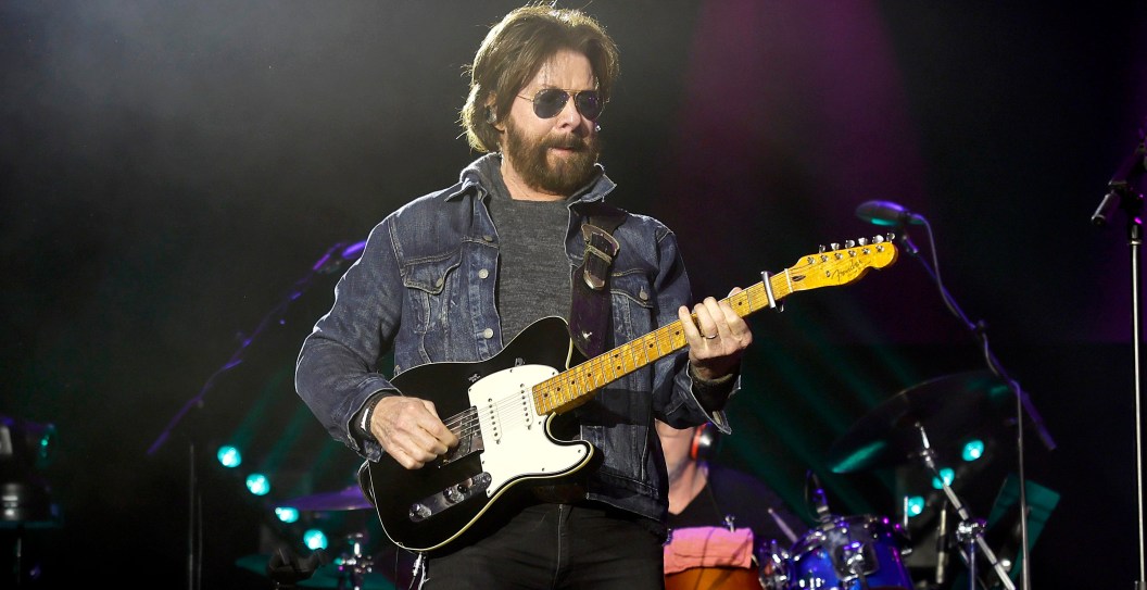 Brooks & Dunn Singer Ronnie Dunn Injured In Skiing Accident