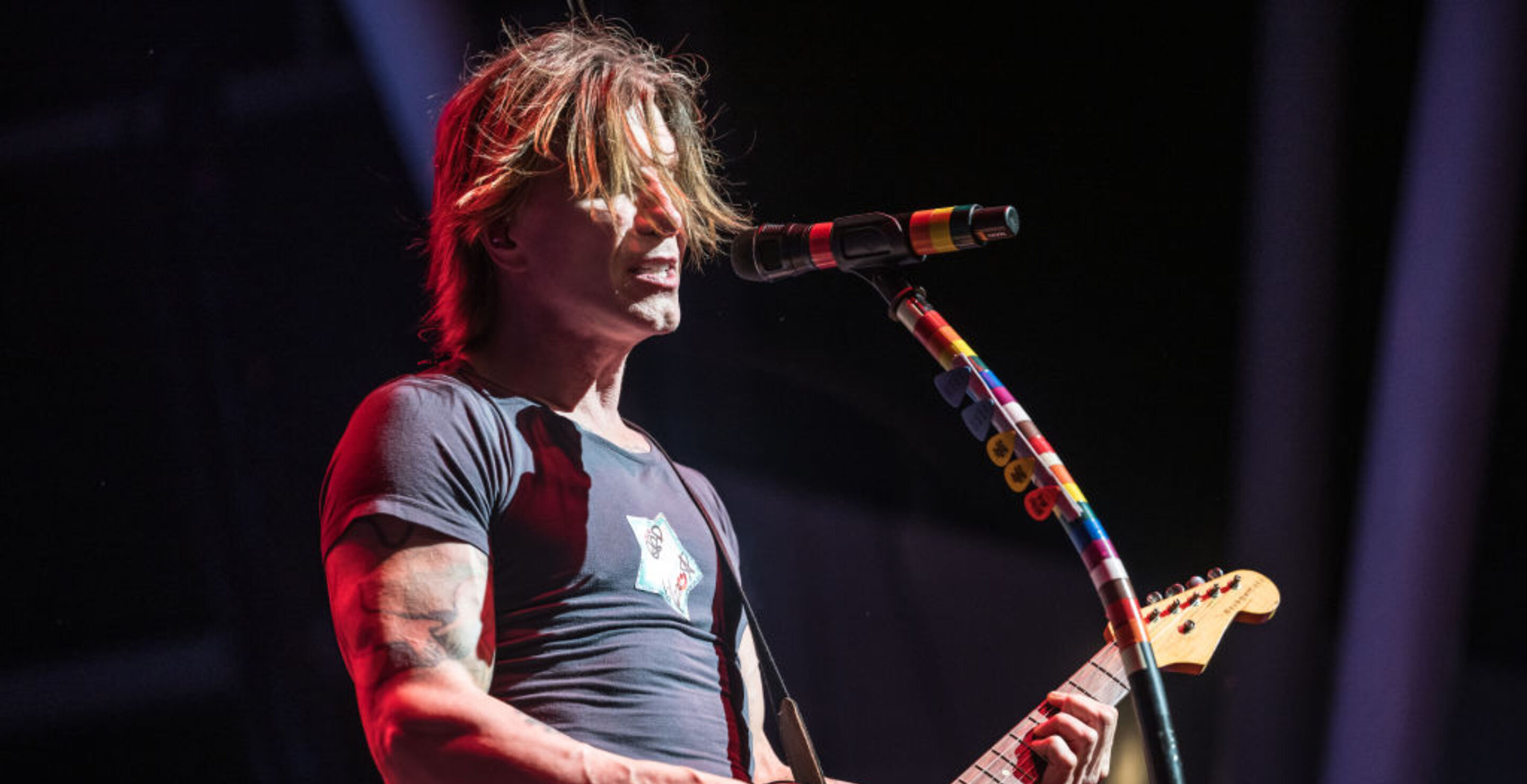 Goo Goo Dolls Vocalist John Rzeznik Hospitalized, Tour Postponed