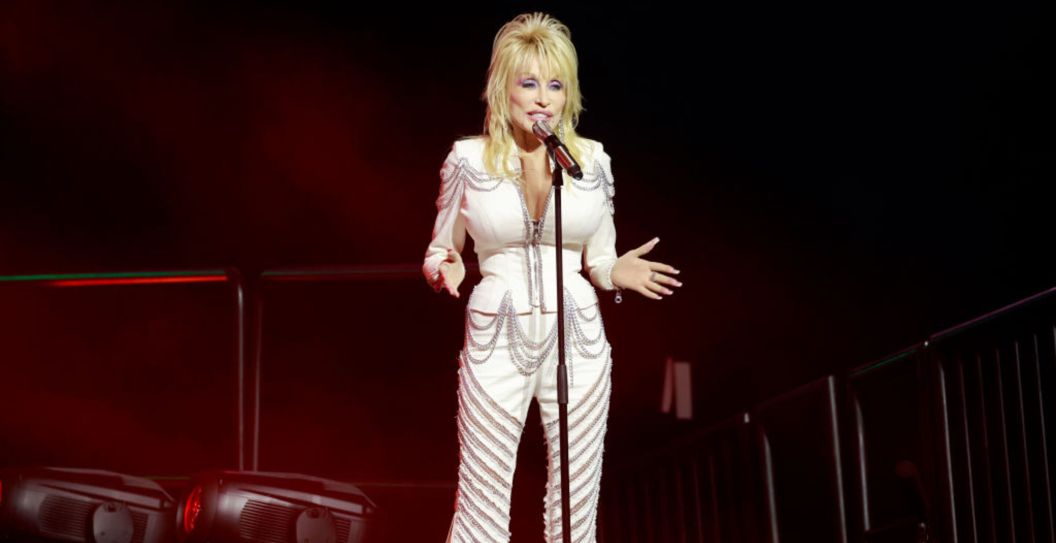 dolly parton mentions that many other singers have wanted to take her home