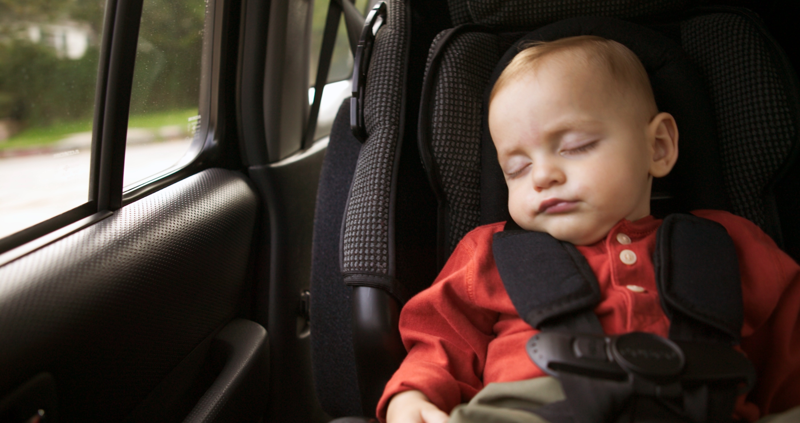 father tosses infant out of vehicle in police chase