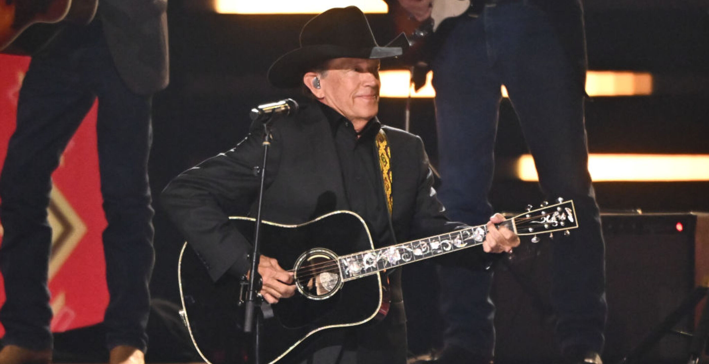 george strait hits the trump dance